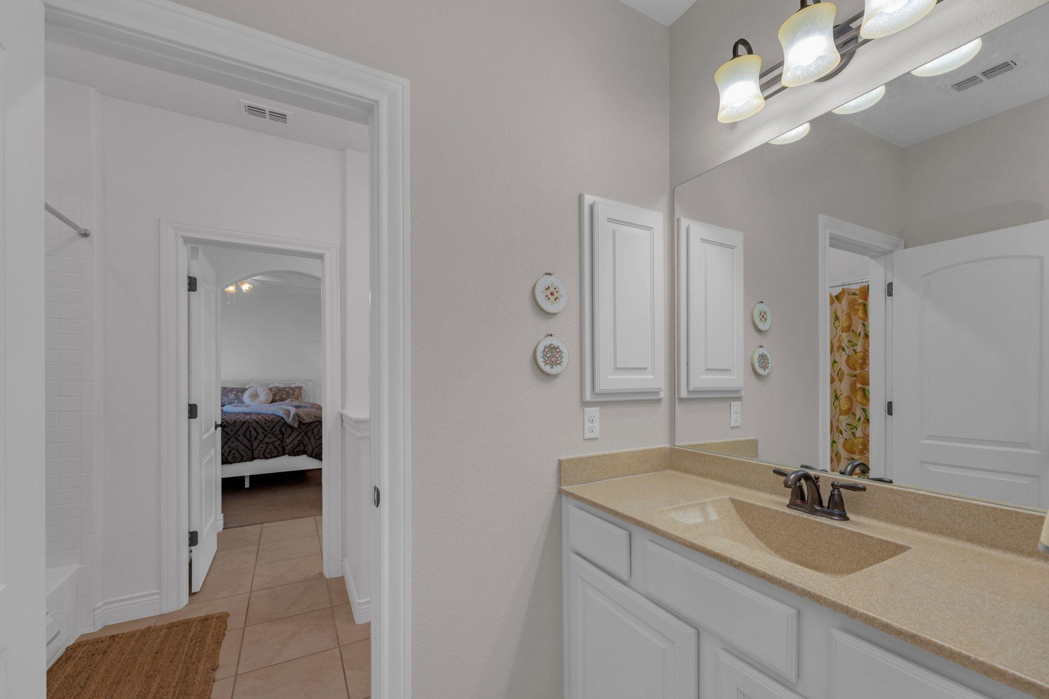 4518 Sansone Dr, Round Rock, TX 78665