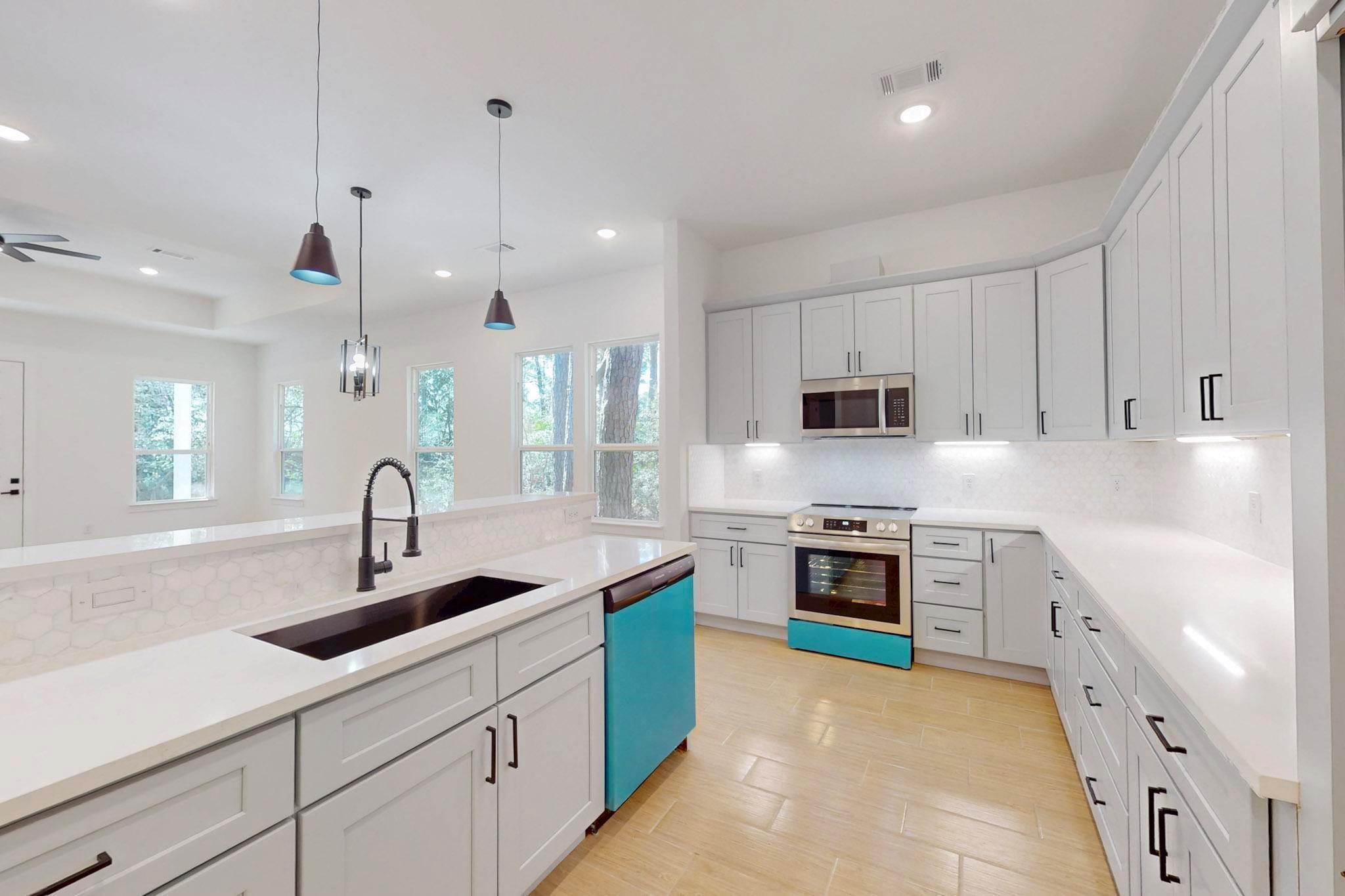 117 Keaau Ct W, Bastrop, TX 78602