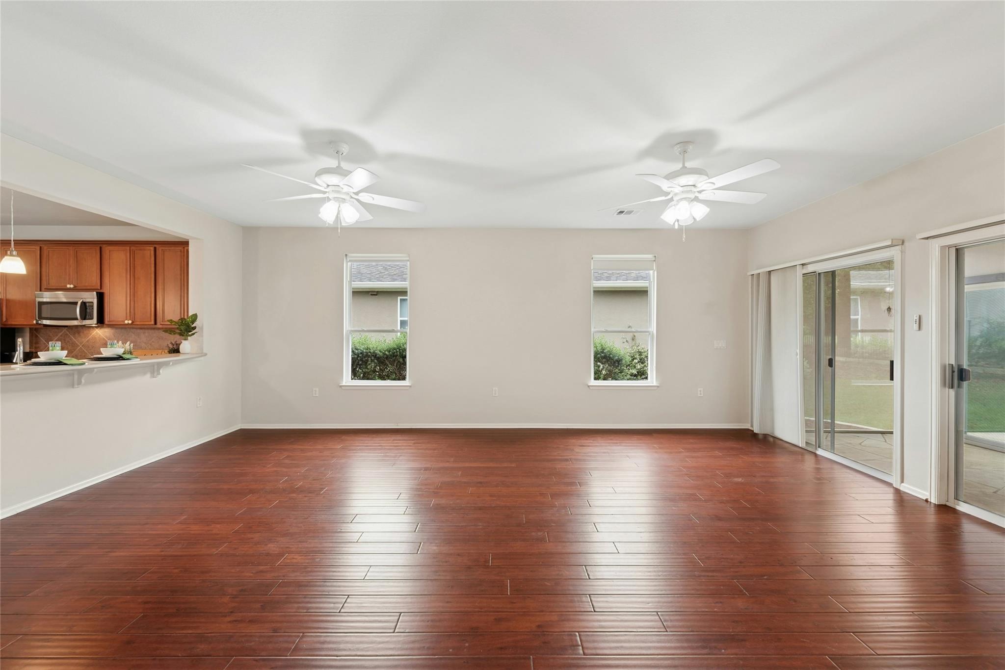 202 Palmetto Dr, Georgetown, TX 78633
