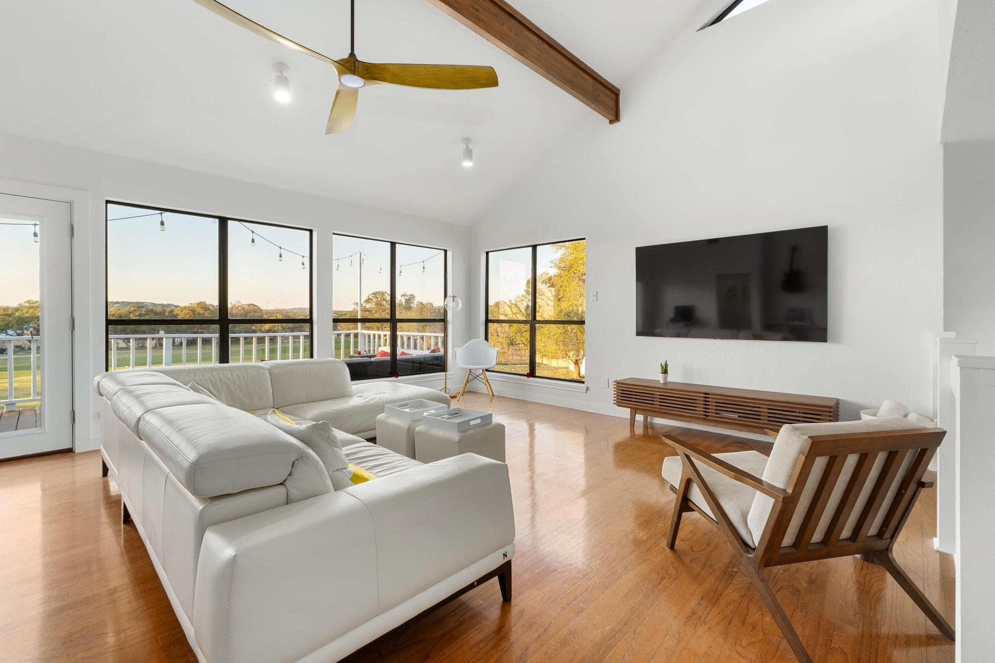 116 Overlook Cir, Wimberley, TX 78676