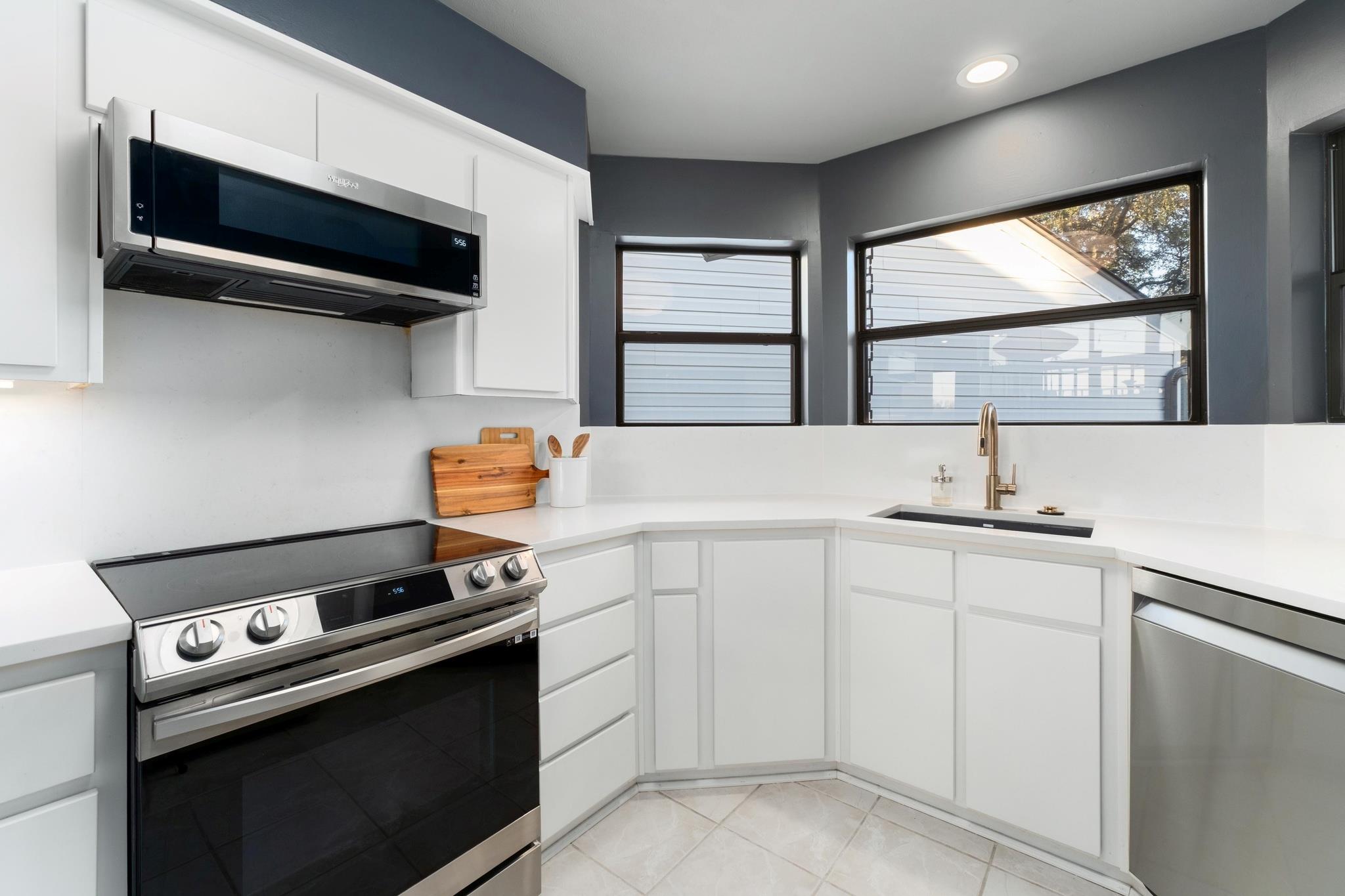 116 Overlook Cir, Wimberley, TX 78676