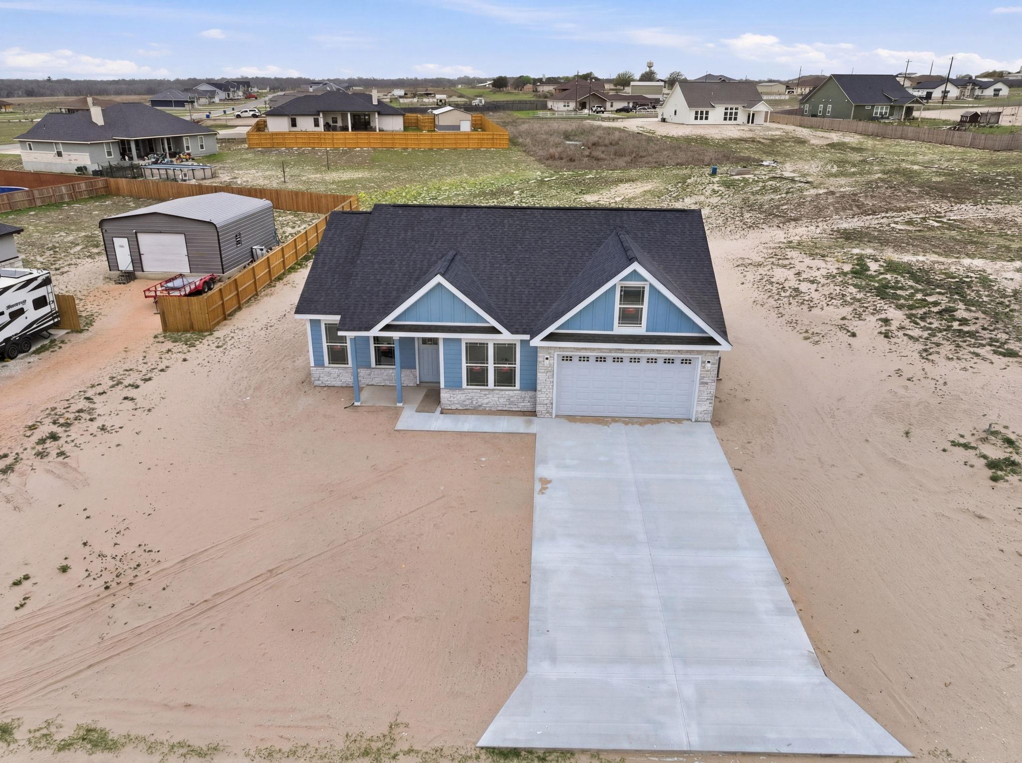 203 Turnberry Dr, La Vernia, TX 78121