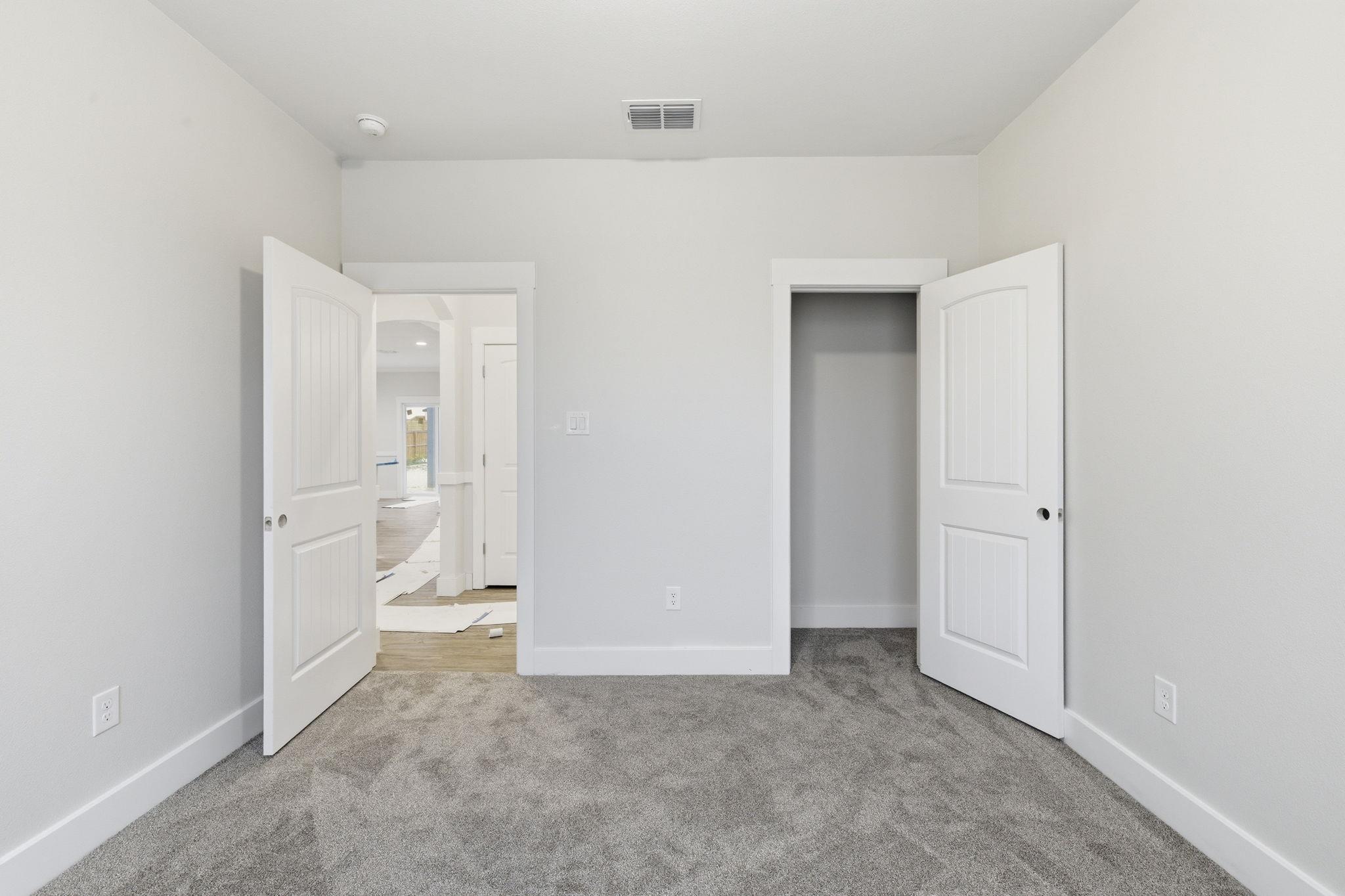 203 Turnberry Dr, La Vernia, TX 78121