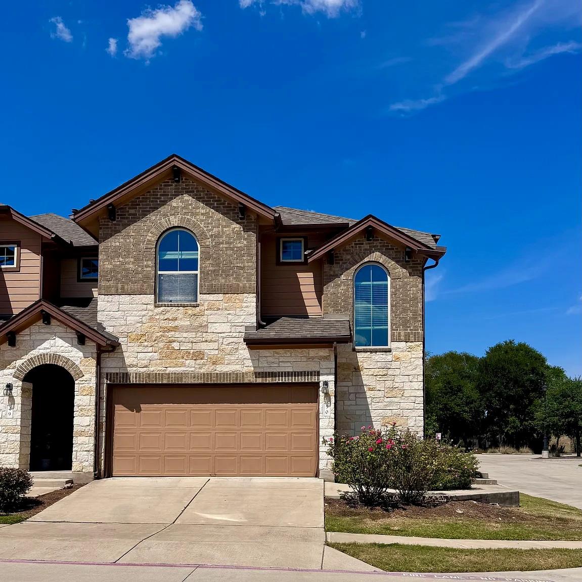 1001 ZODIAC Ln # 50, Round Rock, TX 78665