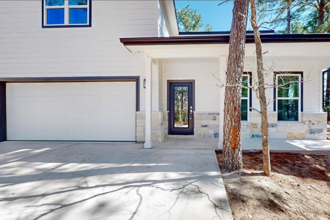 138 Onini Ct, Bastrop, TX 78602