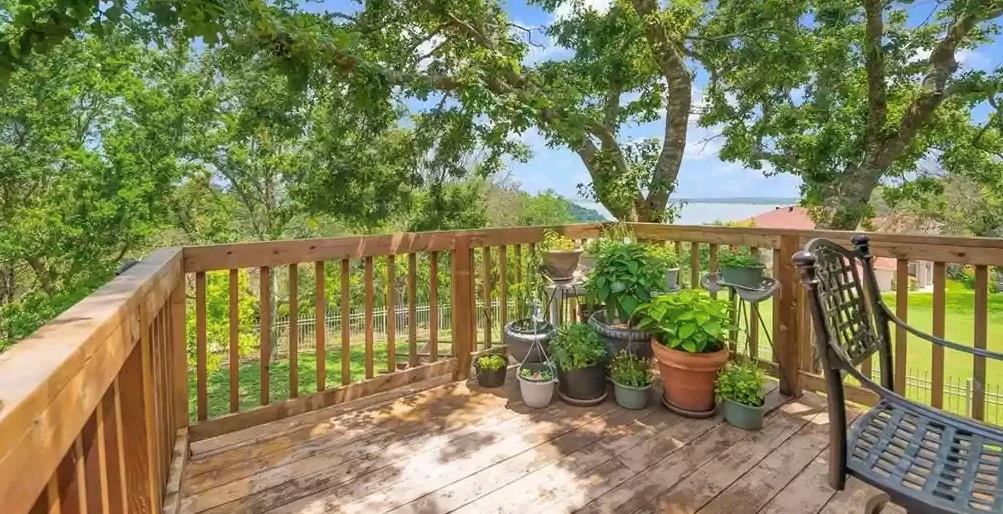 7100 Palisades Pt, Belton, TX 76513