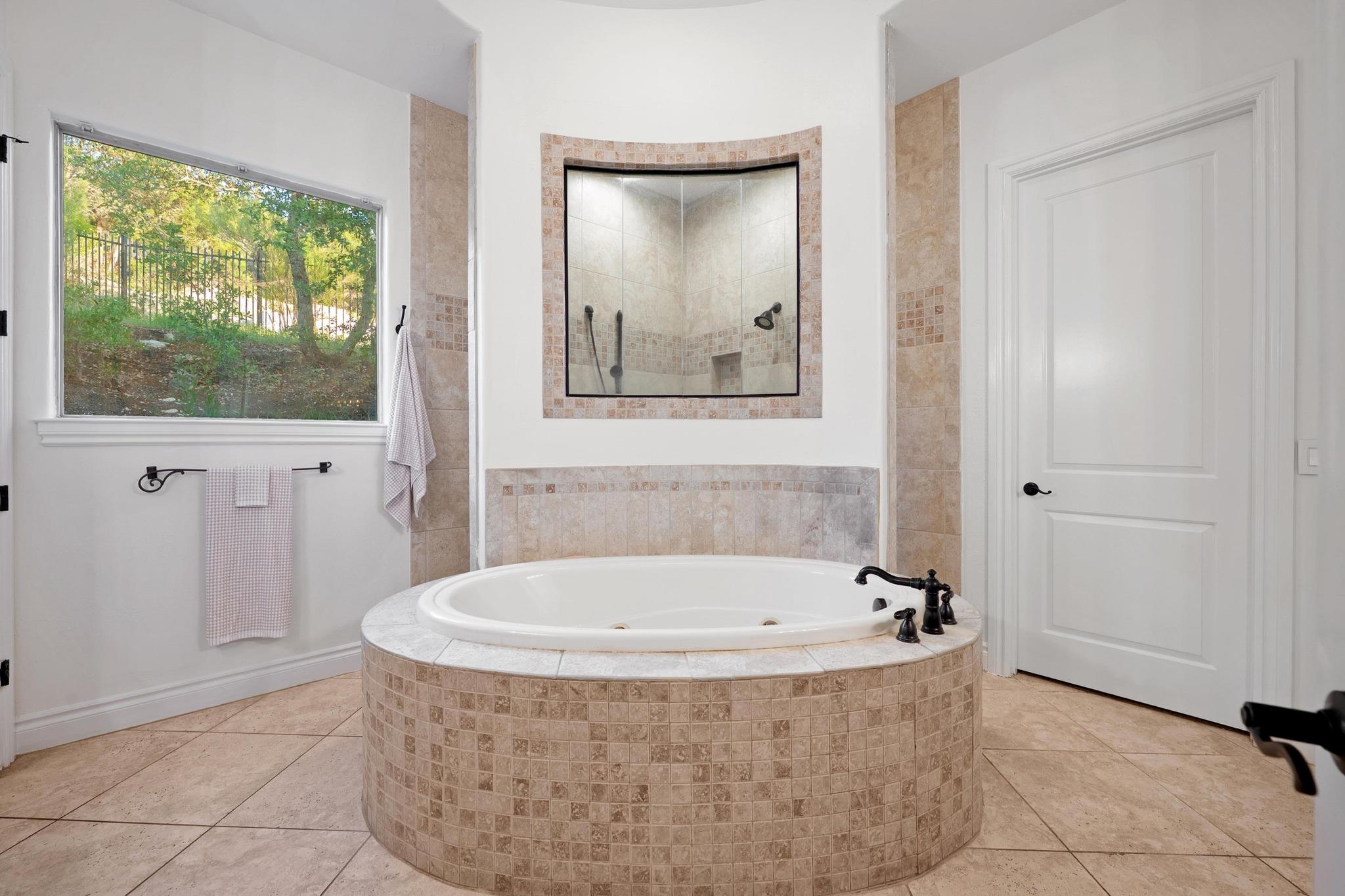 4105 Michael Neill Dr, Austin, TX 78730