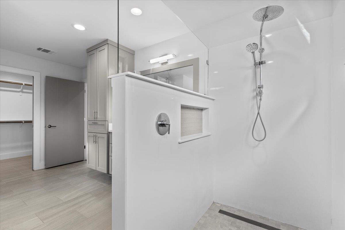 20904 Northland Dr, Lago Vista, TX 78645