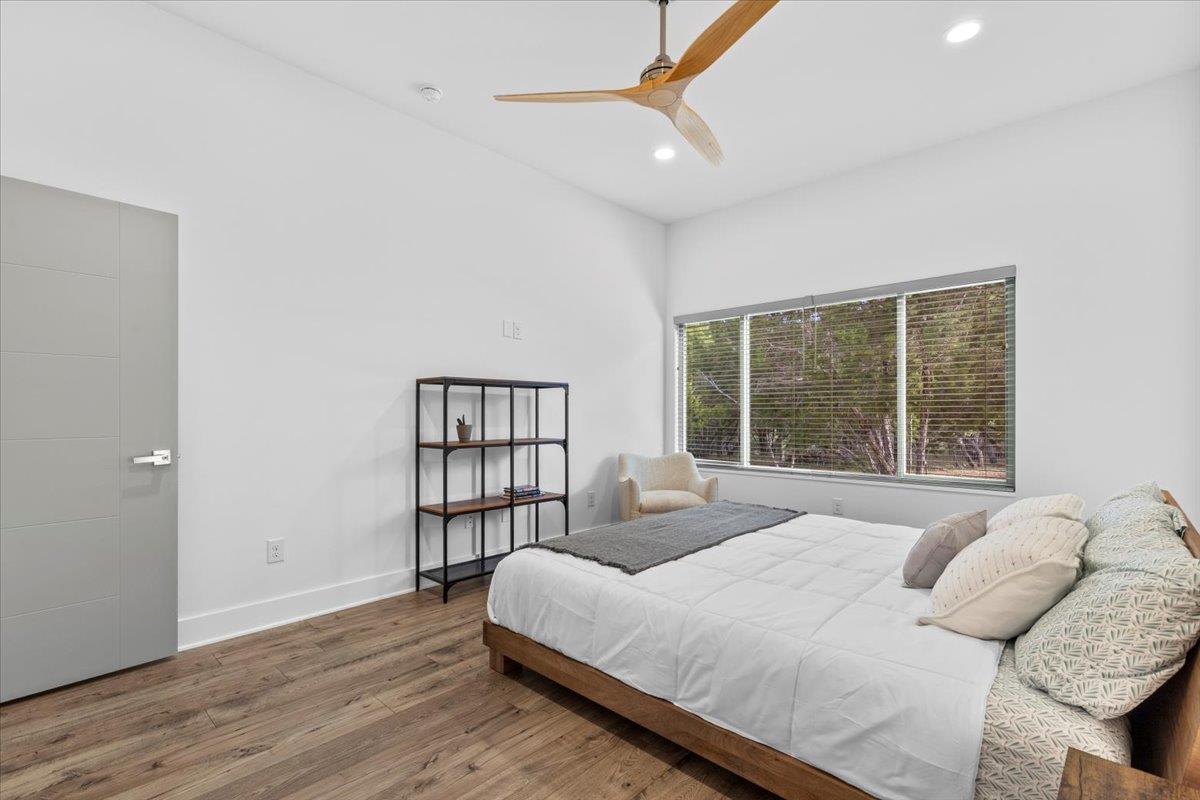 20904 Northland Dr, Lago Vista, TX 78645