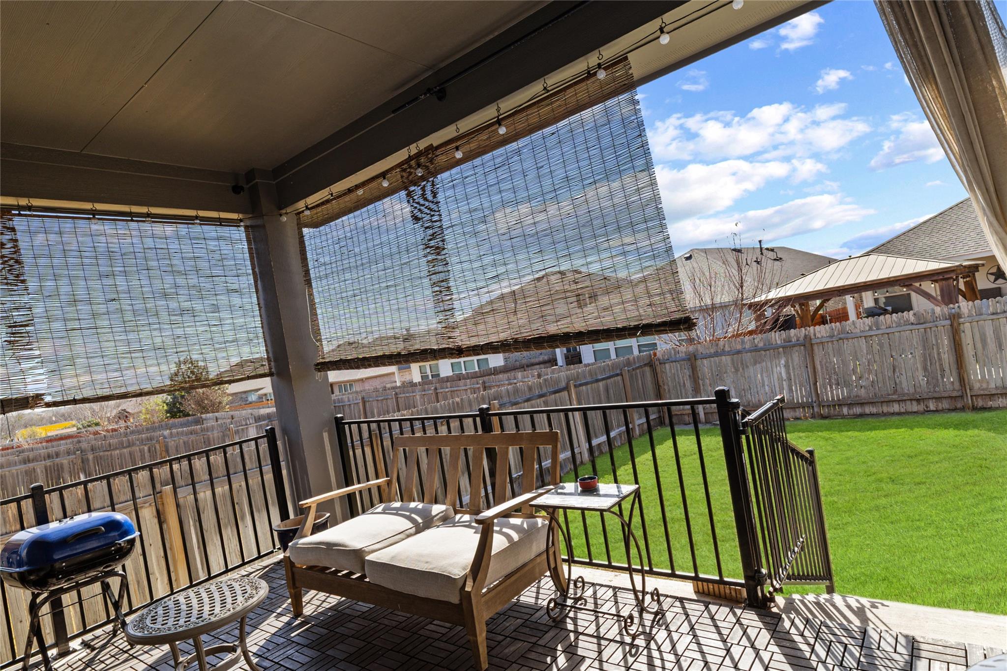 276 FINSTOWN St, Hutto, TX 78634