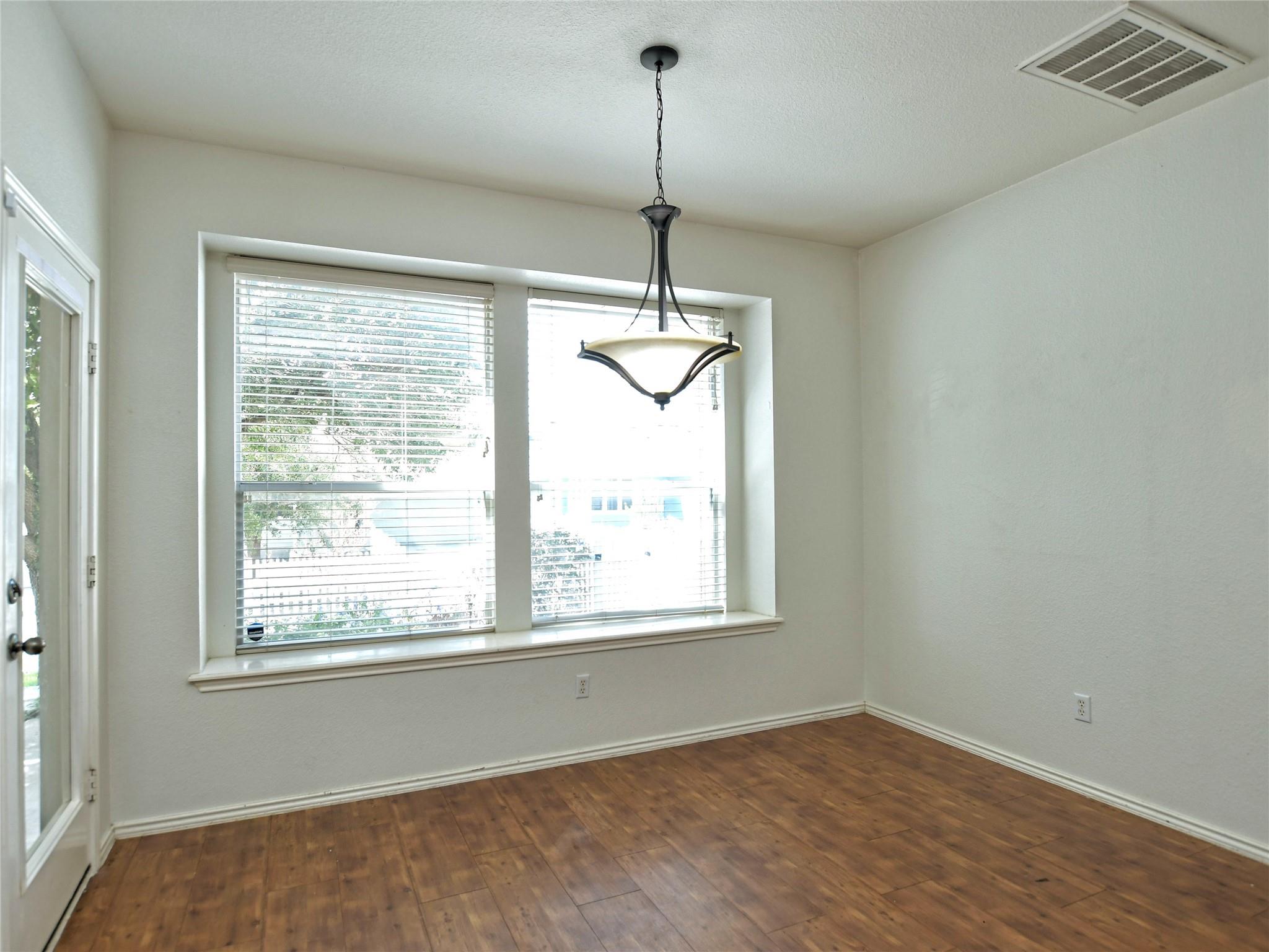 1316 Diner Dr, Cedar Park, TX 78613