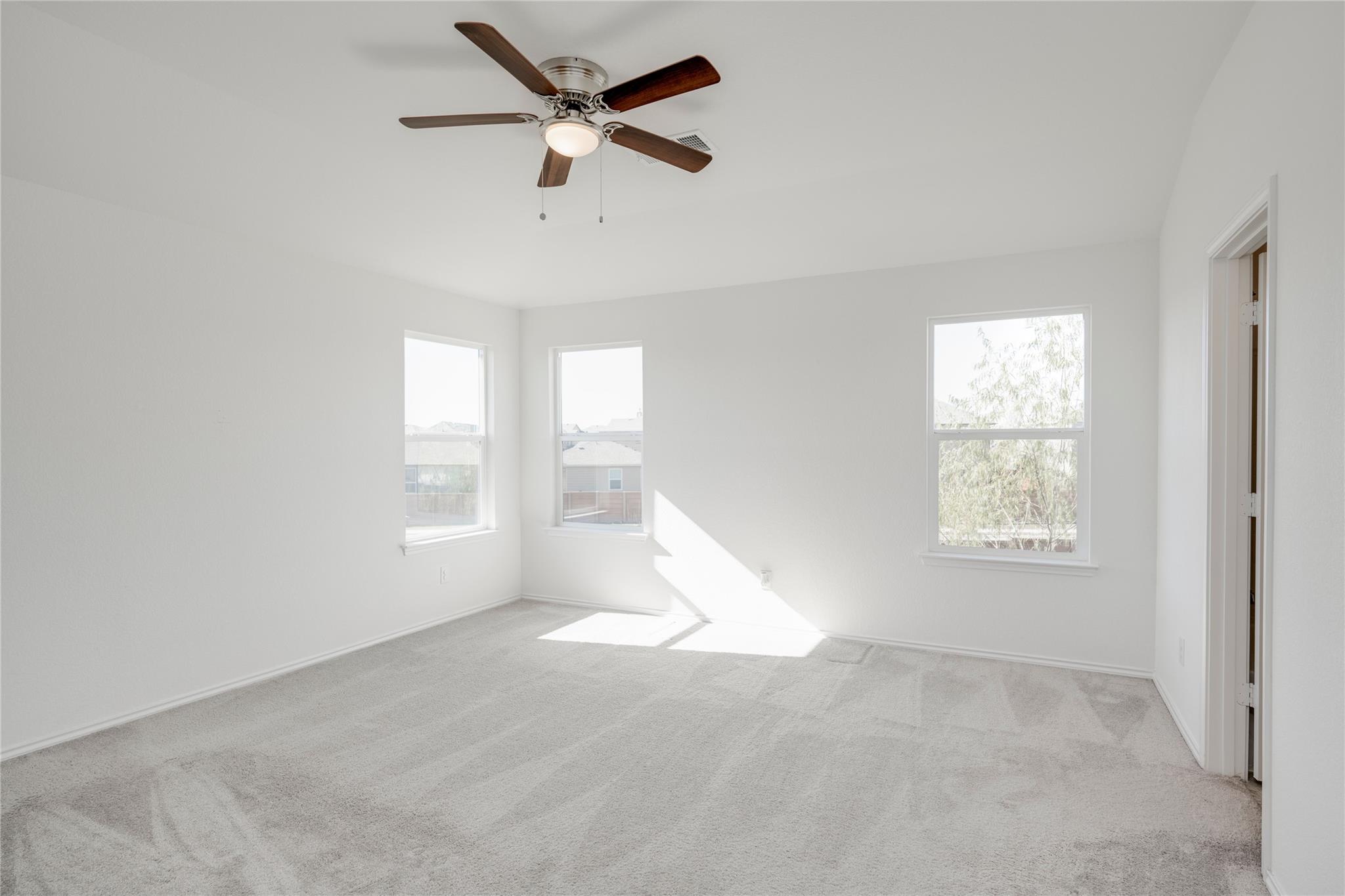 18704 Rushmore St, Manor, TX 78653