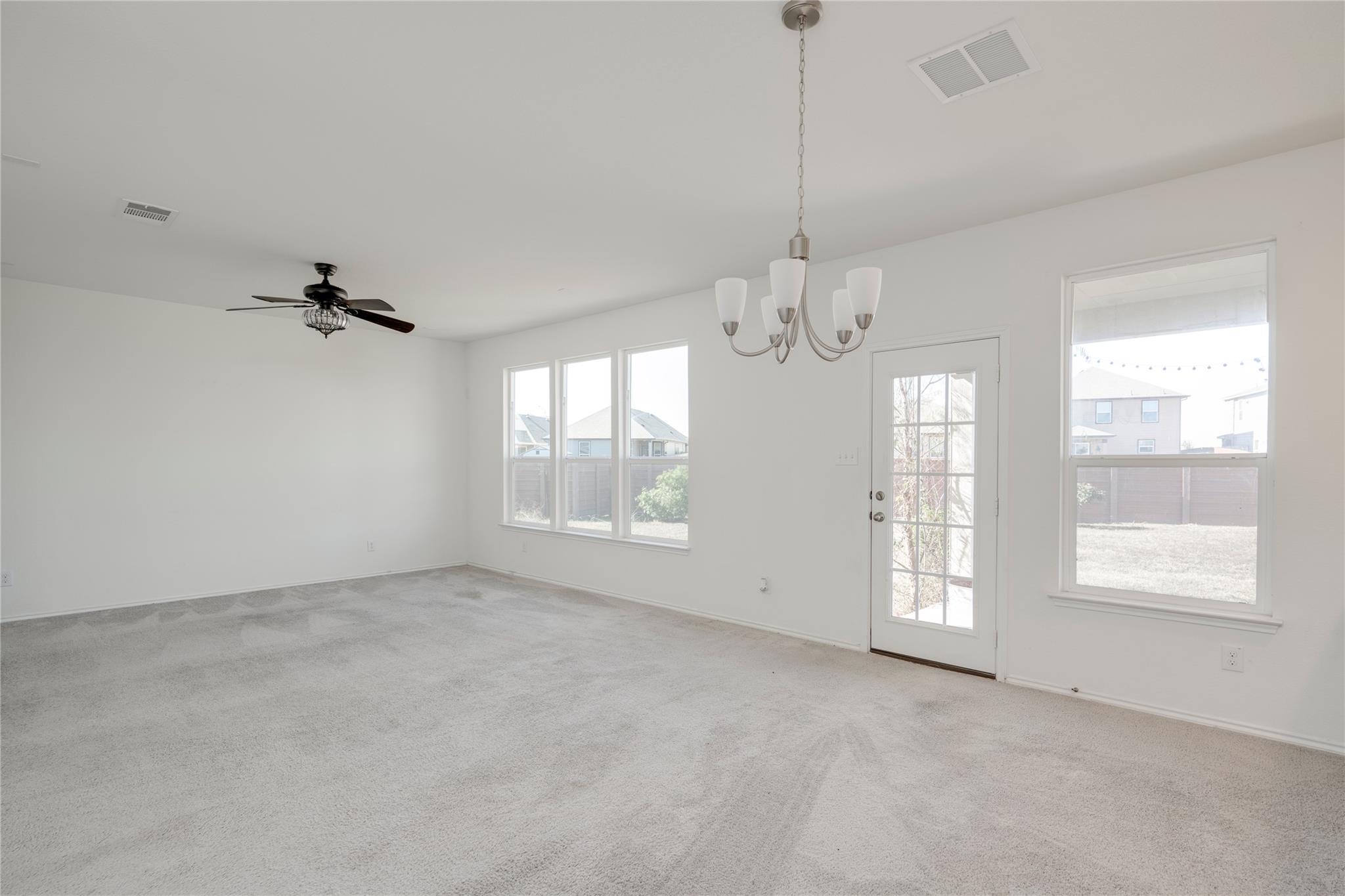 18704 Rushmore St, Manor, TX 78653