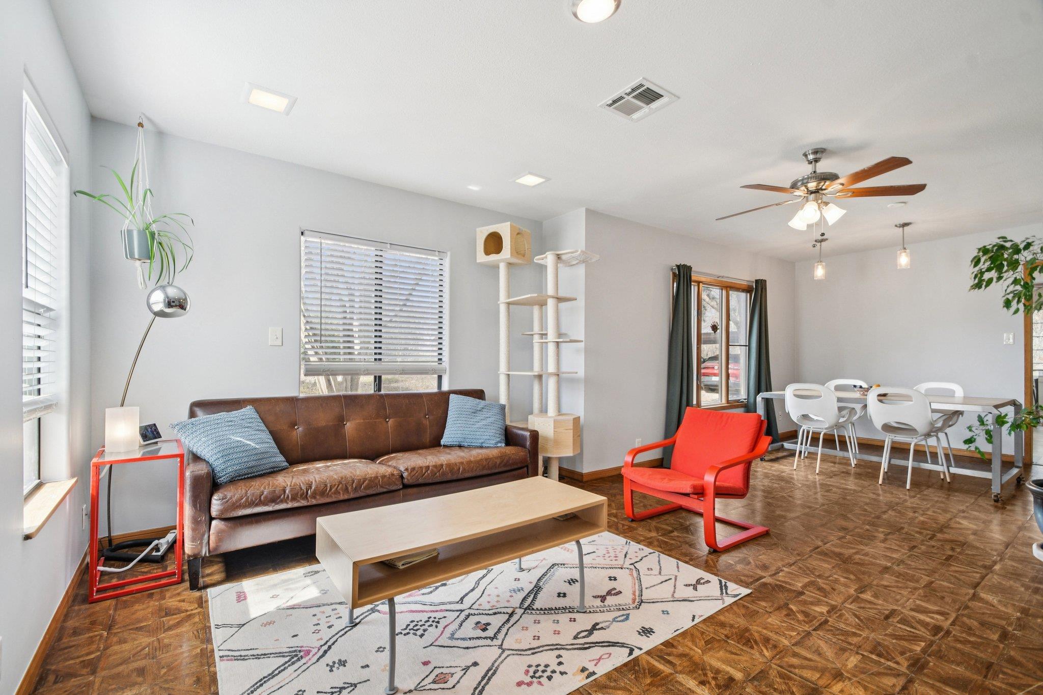 528 Old Mcdade Rd, Elgin, TX 78621