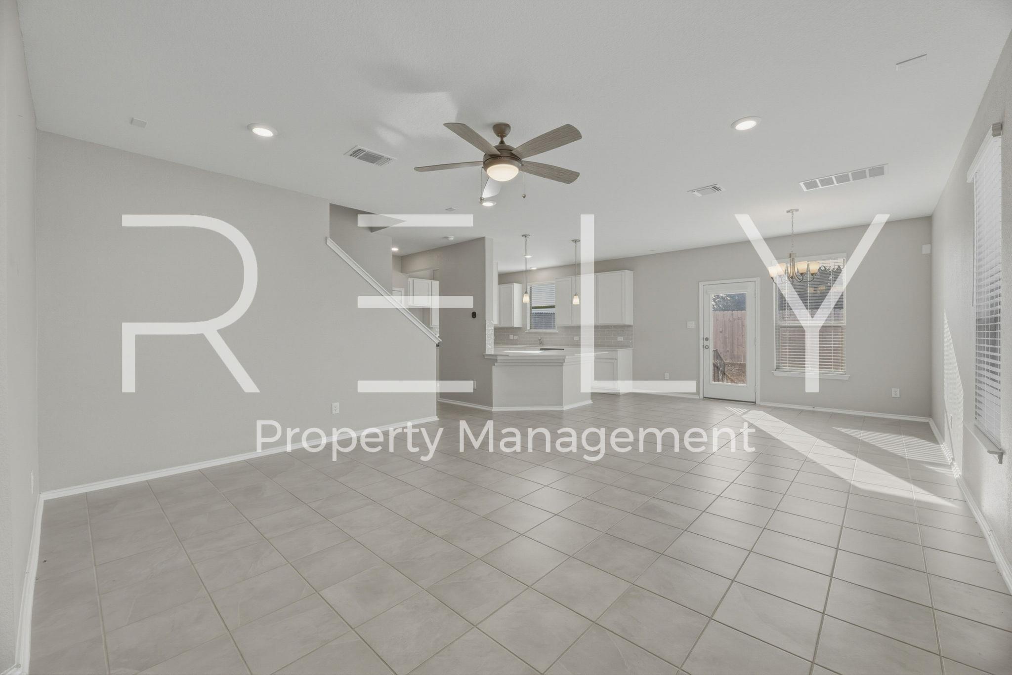 140 Katie Elder Dr, Jarrell, TX 76537