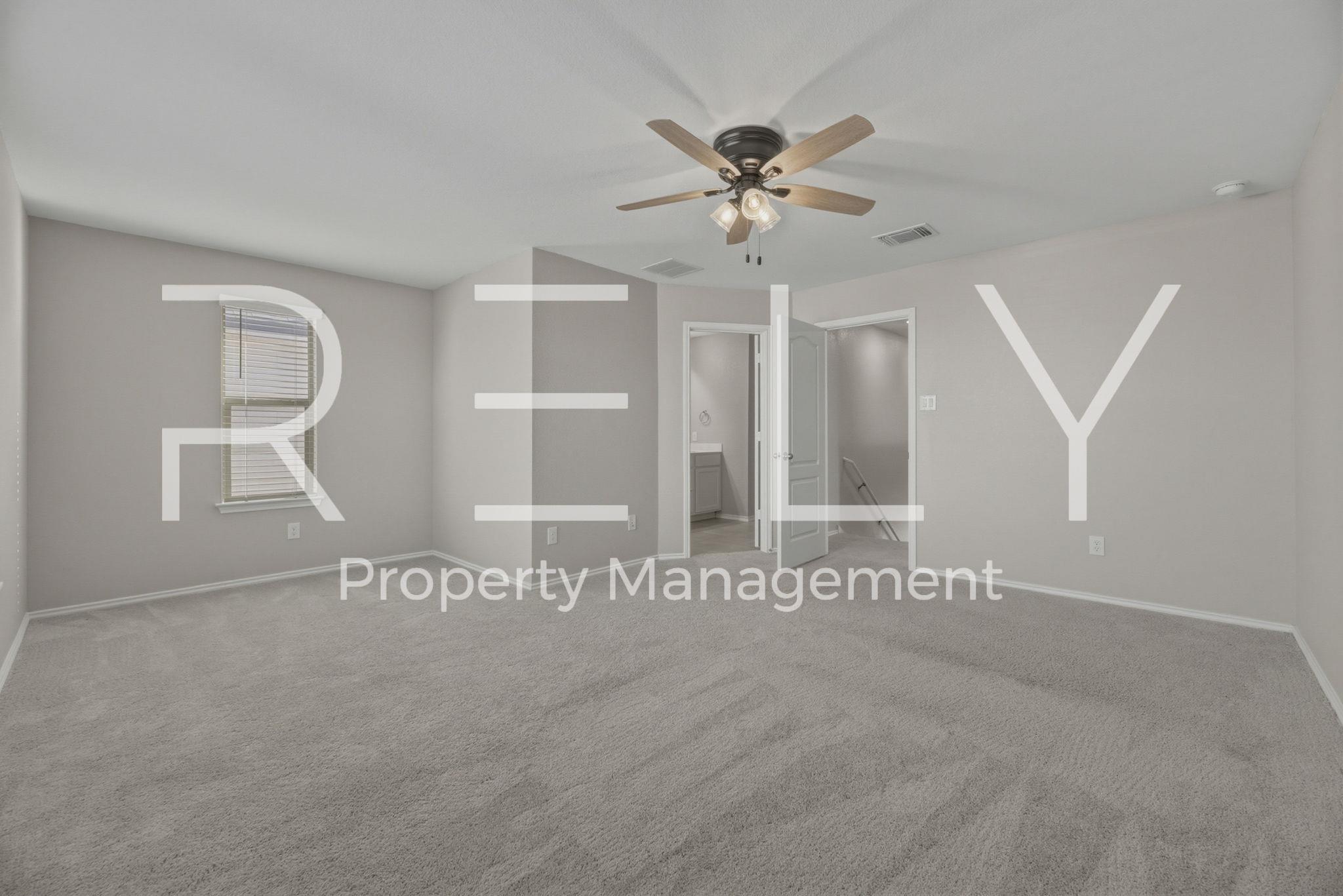 140 Katie Elder Dr, Jarrell, TX 76537