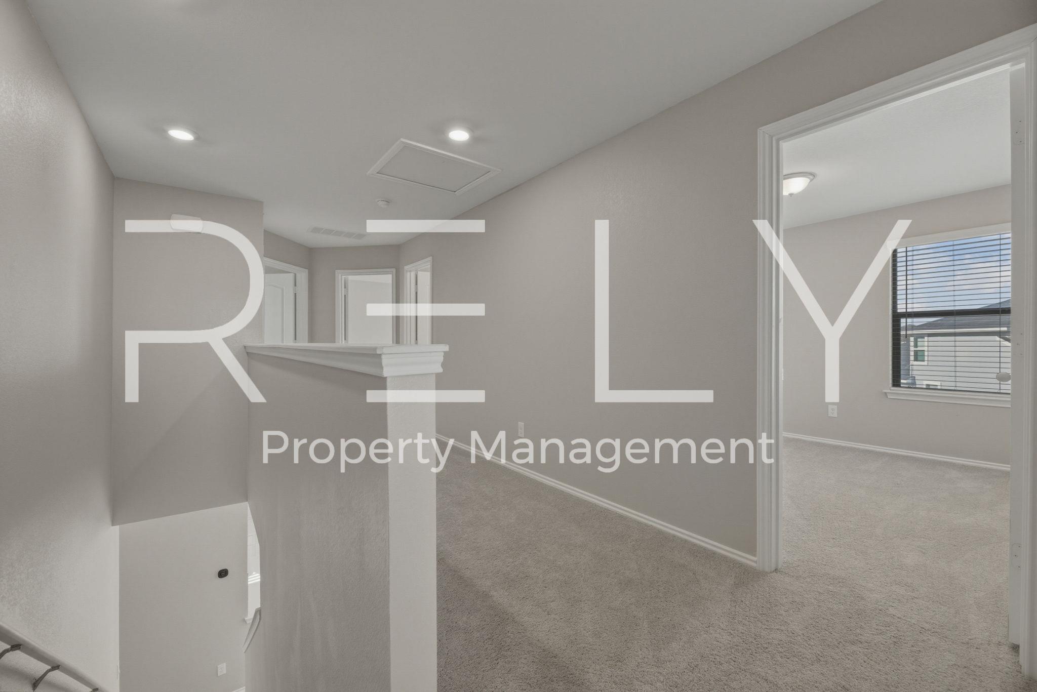 140 Katie Elder Dr, Jarrell, TX 76537