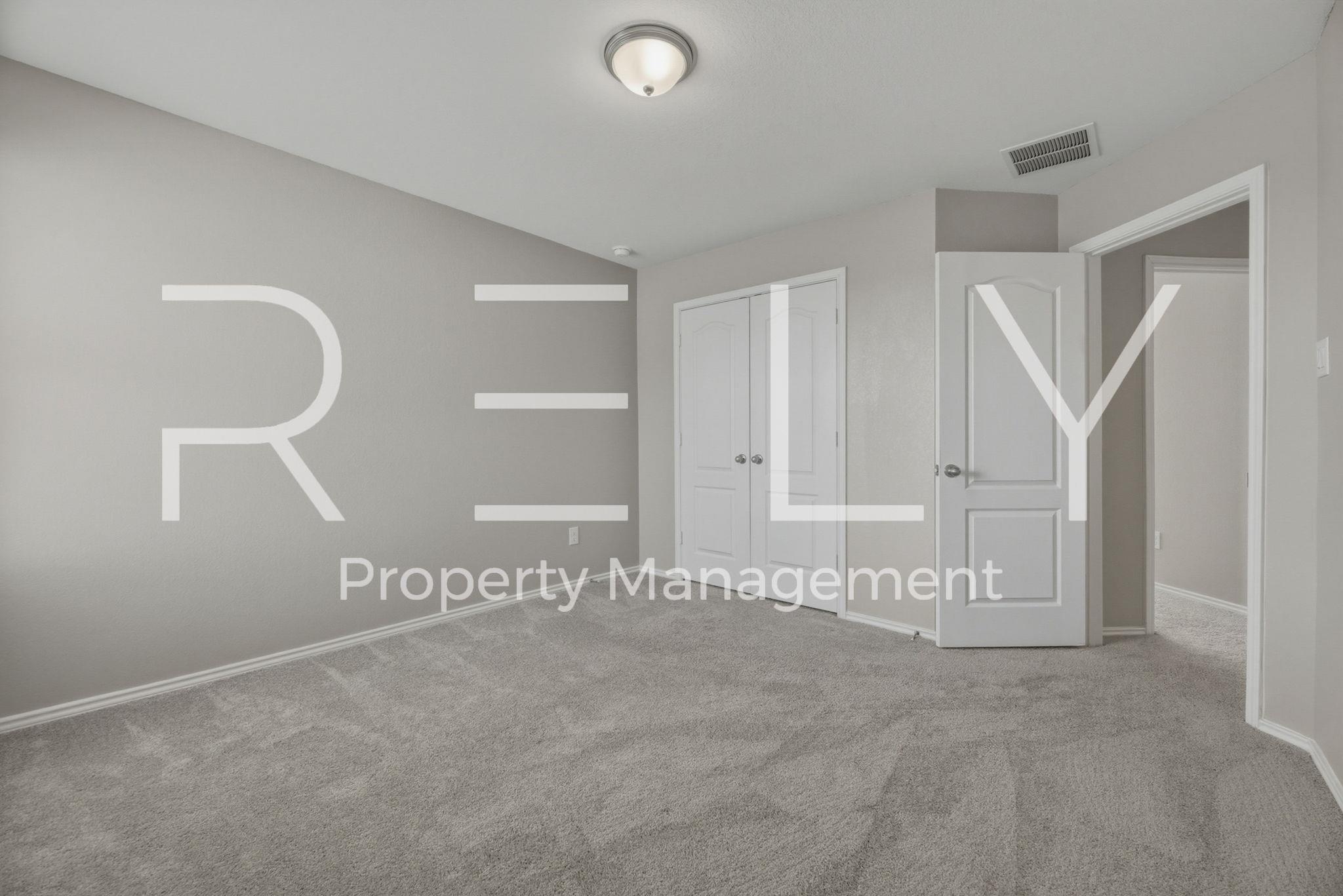 140 Katie Elder Dr, Jarrell, TX 76537