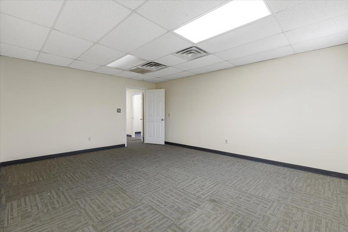 2418 Fm 1704, Elgin, TX 78621