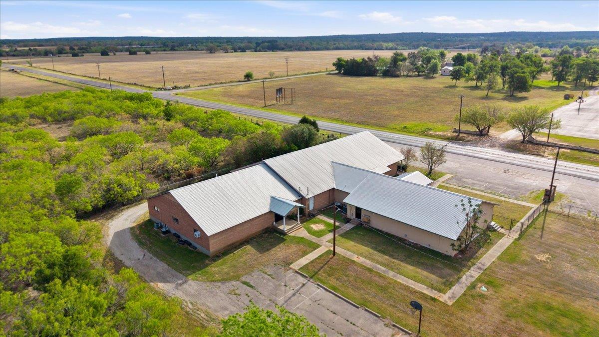 2418 Fm 1704, Elgin, TX 78621