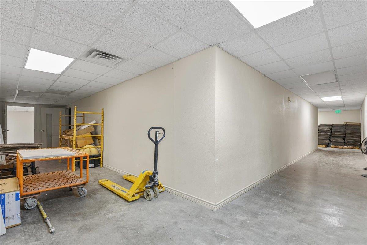 2418 Fm 1704, Elgin, TX 78621