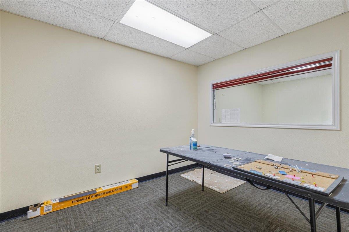 2418 Fm 1704, Elgin, TX 78621