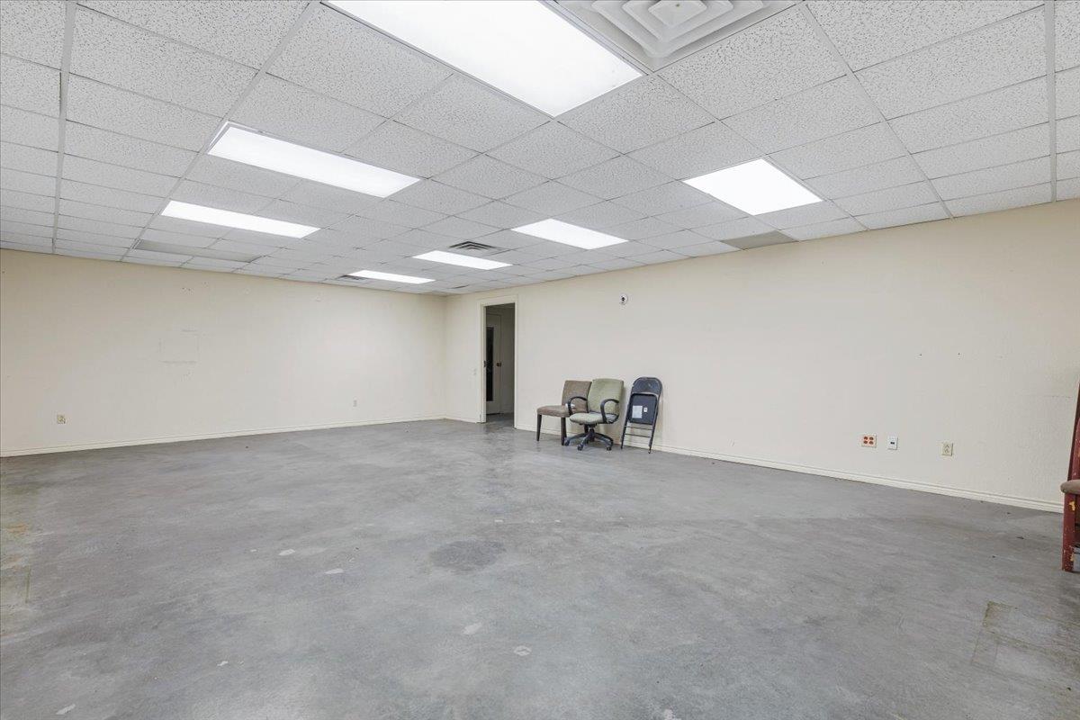 2418 Fm 1704, Elgin, TX 78621