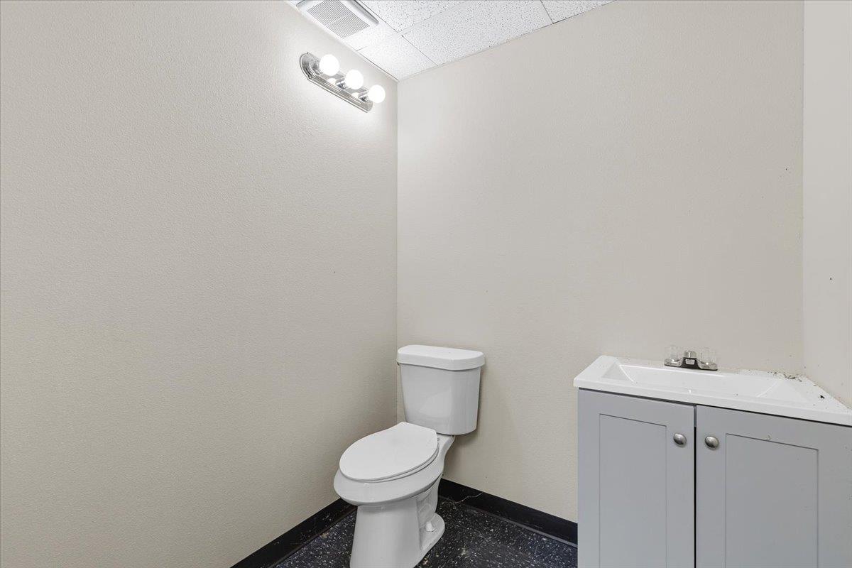 2418 Fm 1704, Elgin, TX 78621