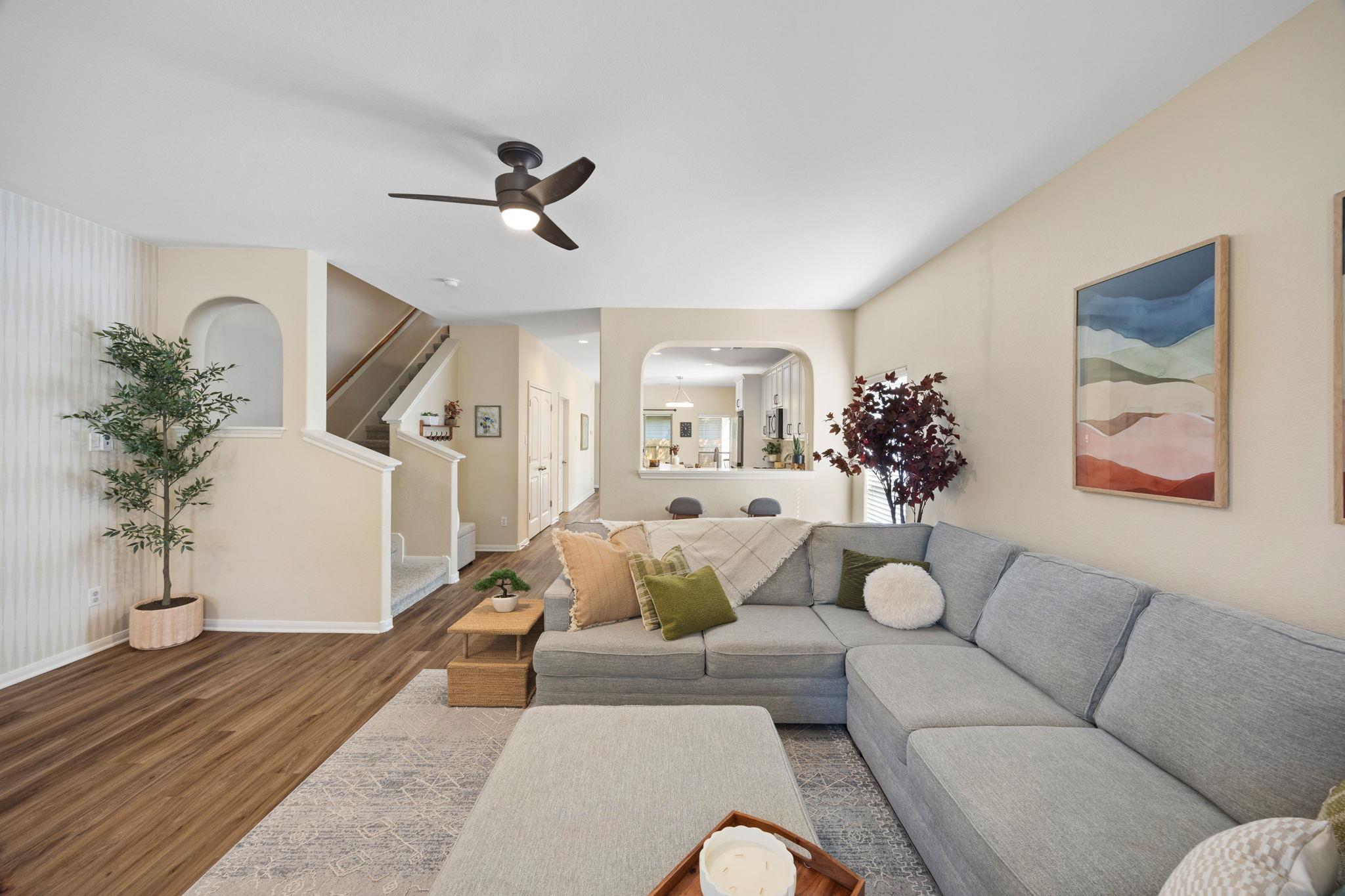 2200 Amur Dr, Austin, TX 78745