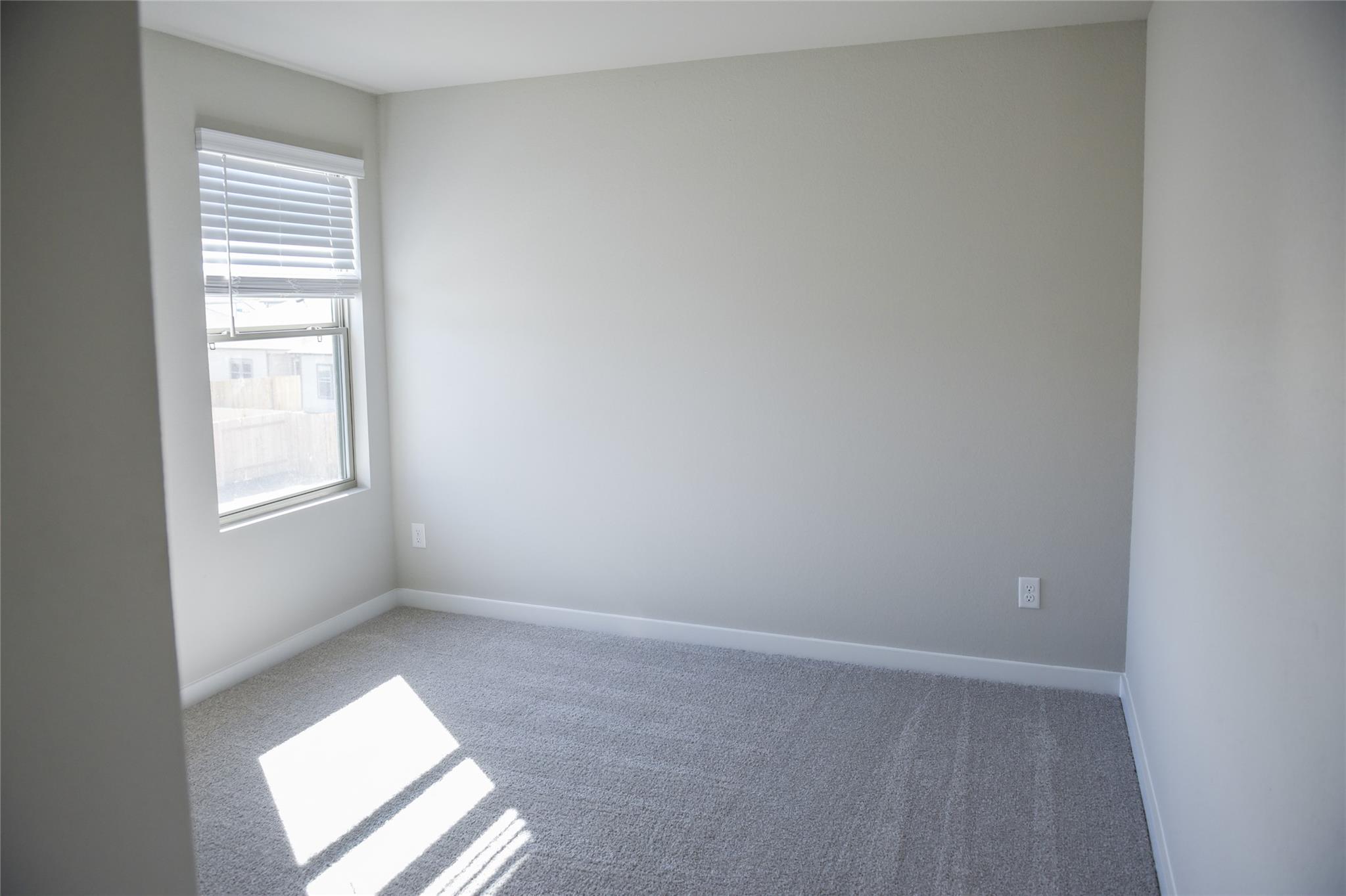 156 Ayres Horn, Cedar Creek, TX 78612