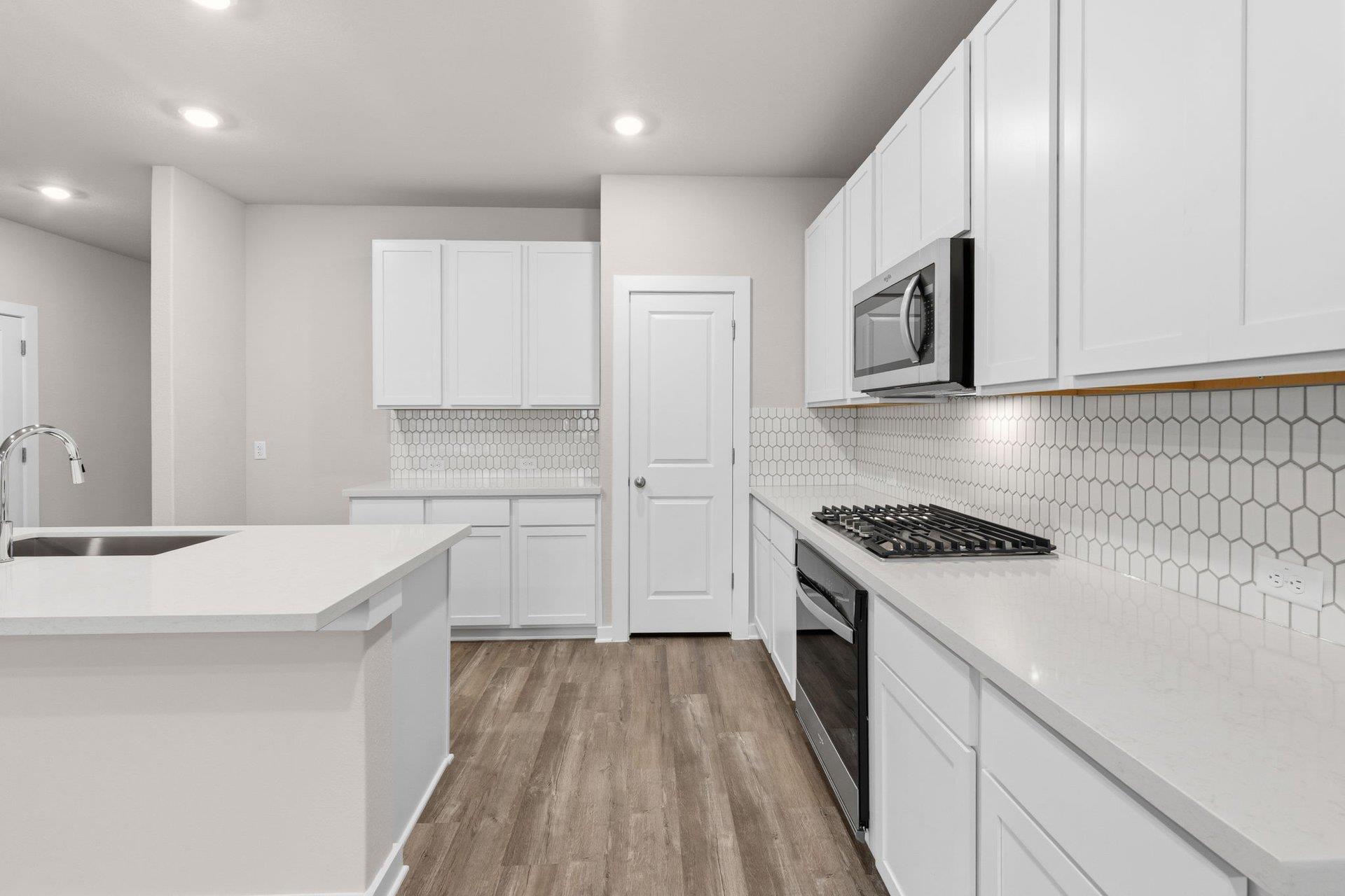 156 Ayres Horn, Cedar Creek, TX 78612