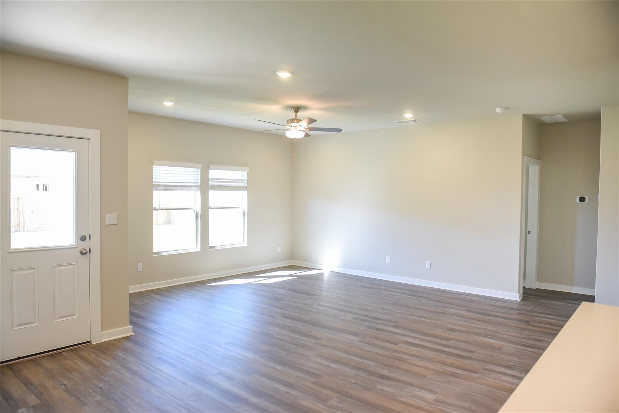 156 Ayres Horn, Cedar Creek, TX 78612