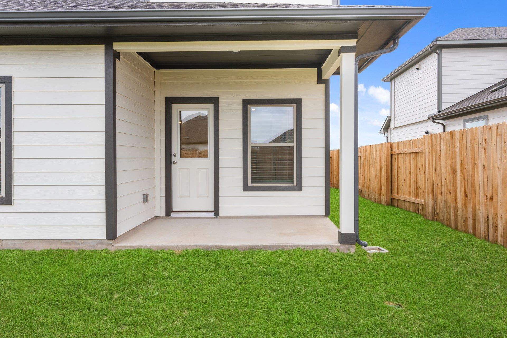 156 Ayres Horn, Cedar Creek, TX 78612