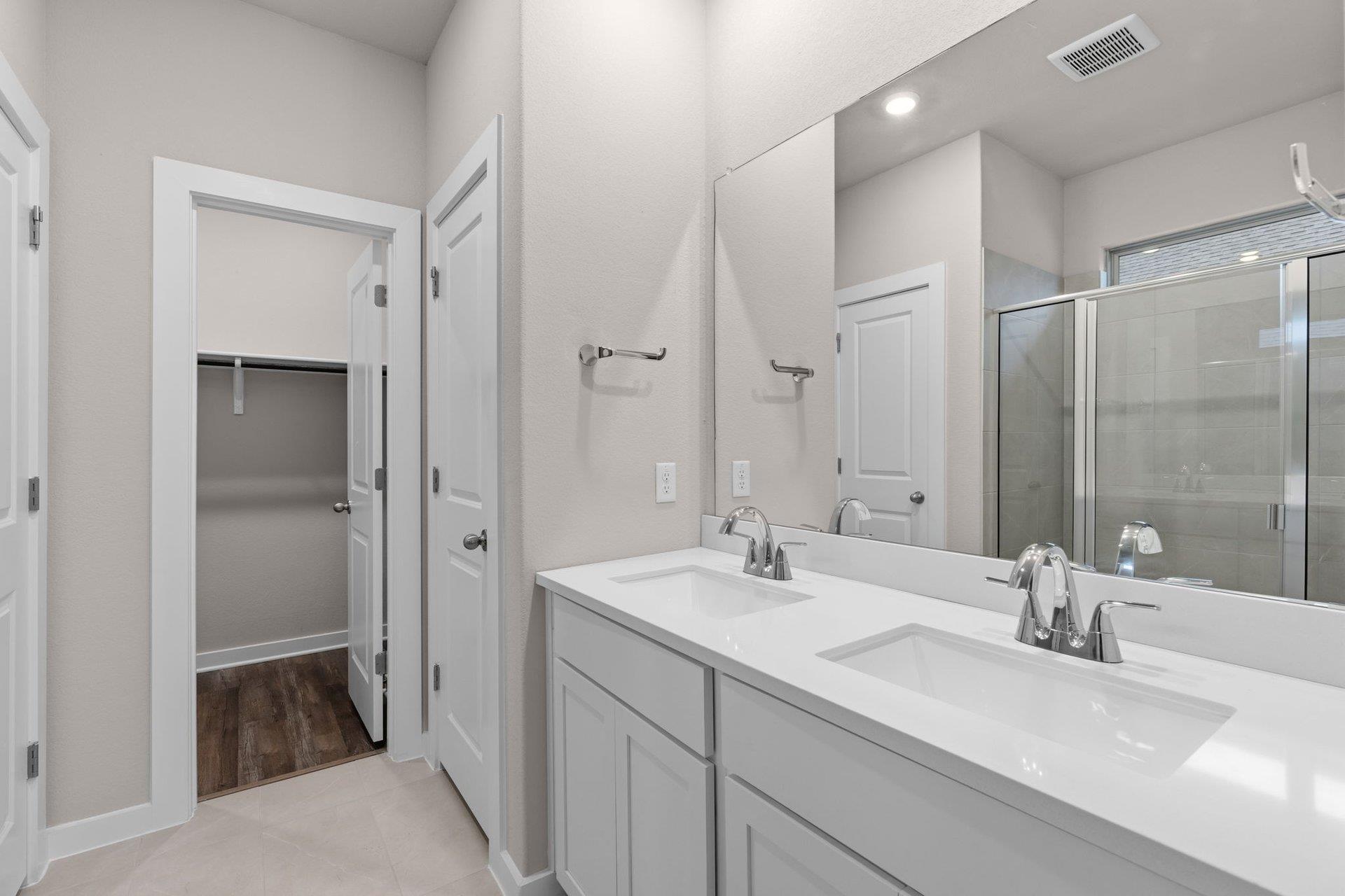 156 Ayres Horn, Cedar Creek, TX 78612