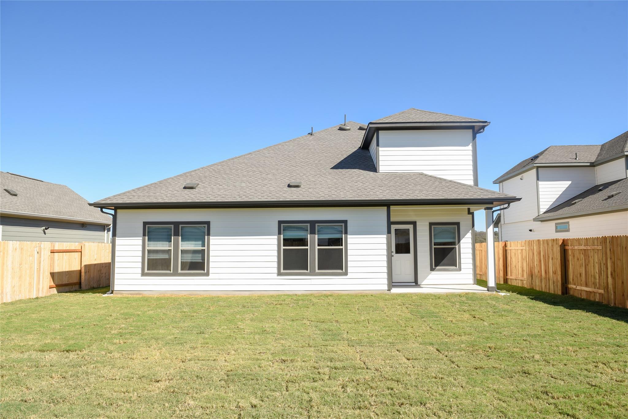 156 Ayres Horn, Cedar Creek, TX 78612