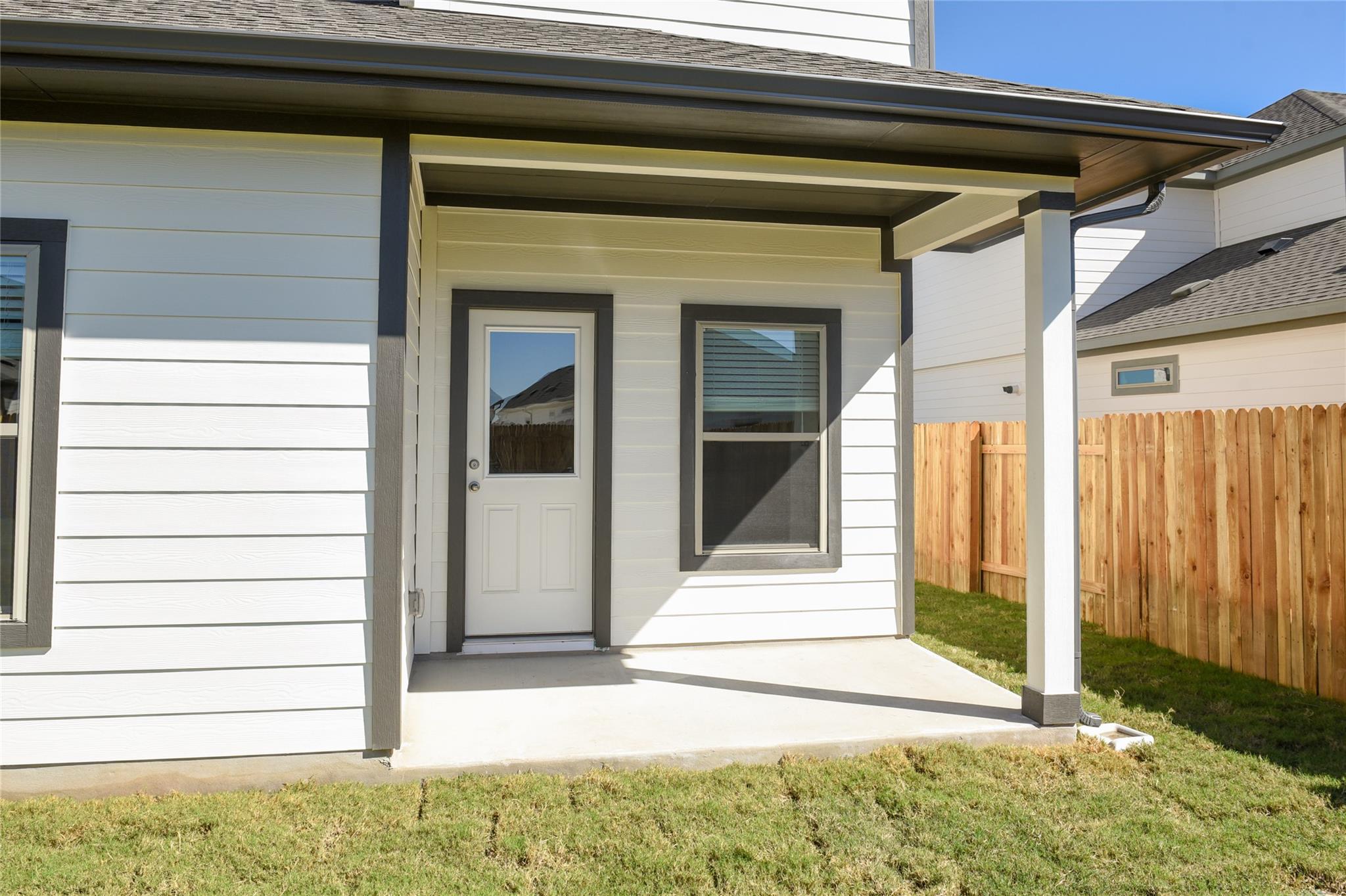 156 Ayres Horn, Cedar Creek, TX 78612