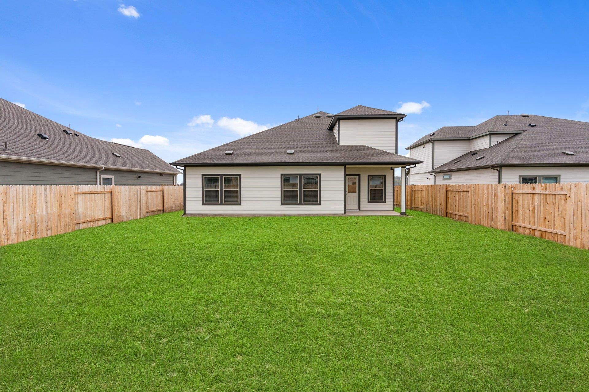 156 Ayres Horn, Cedar Creek, TX 78612