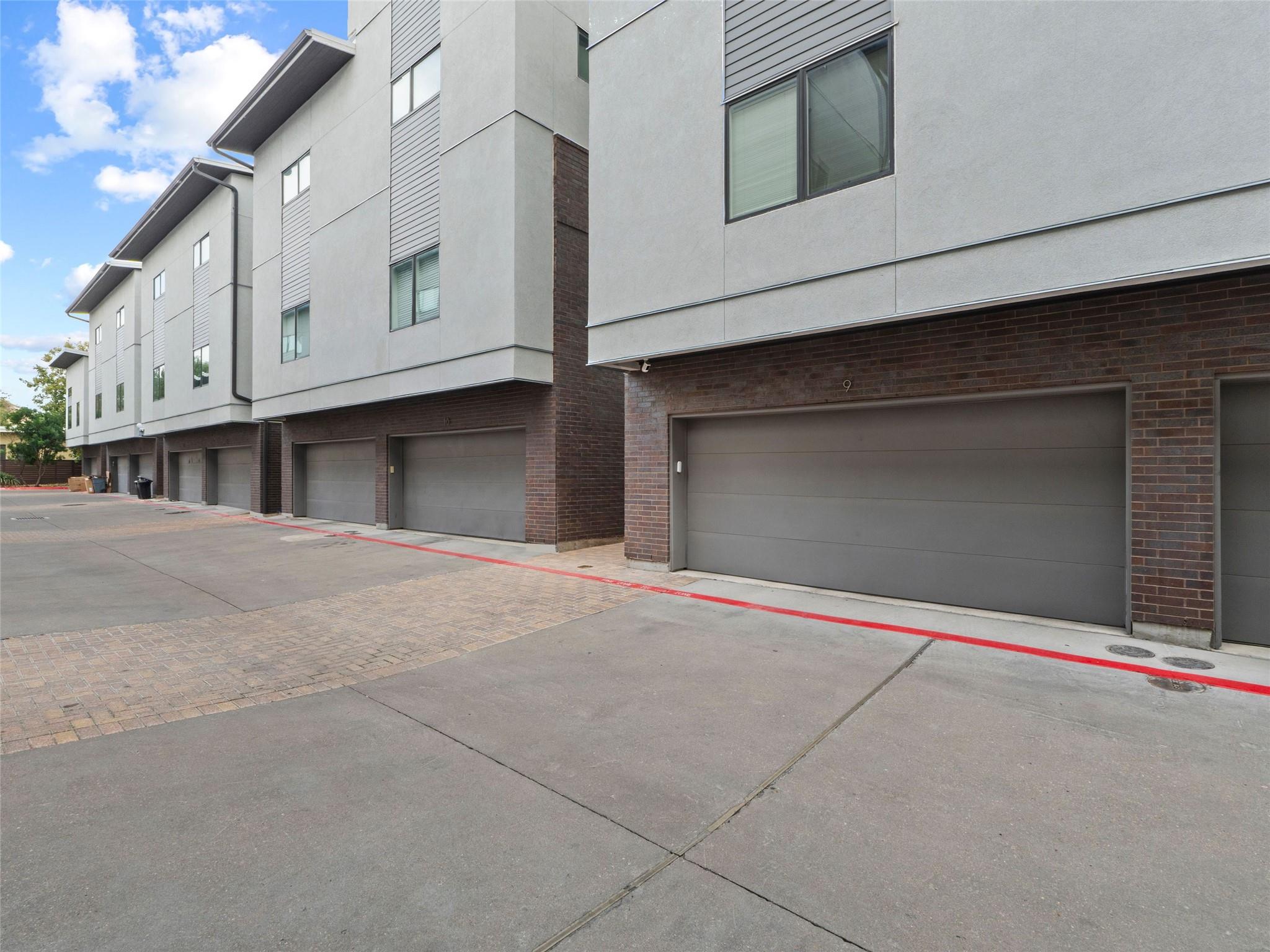 1702 S Lamar Blvd # 9, Austin, TX 78704