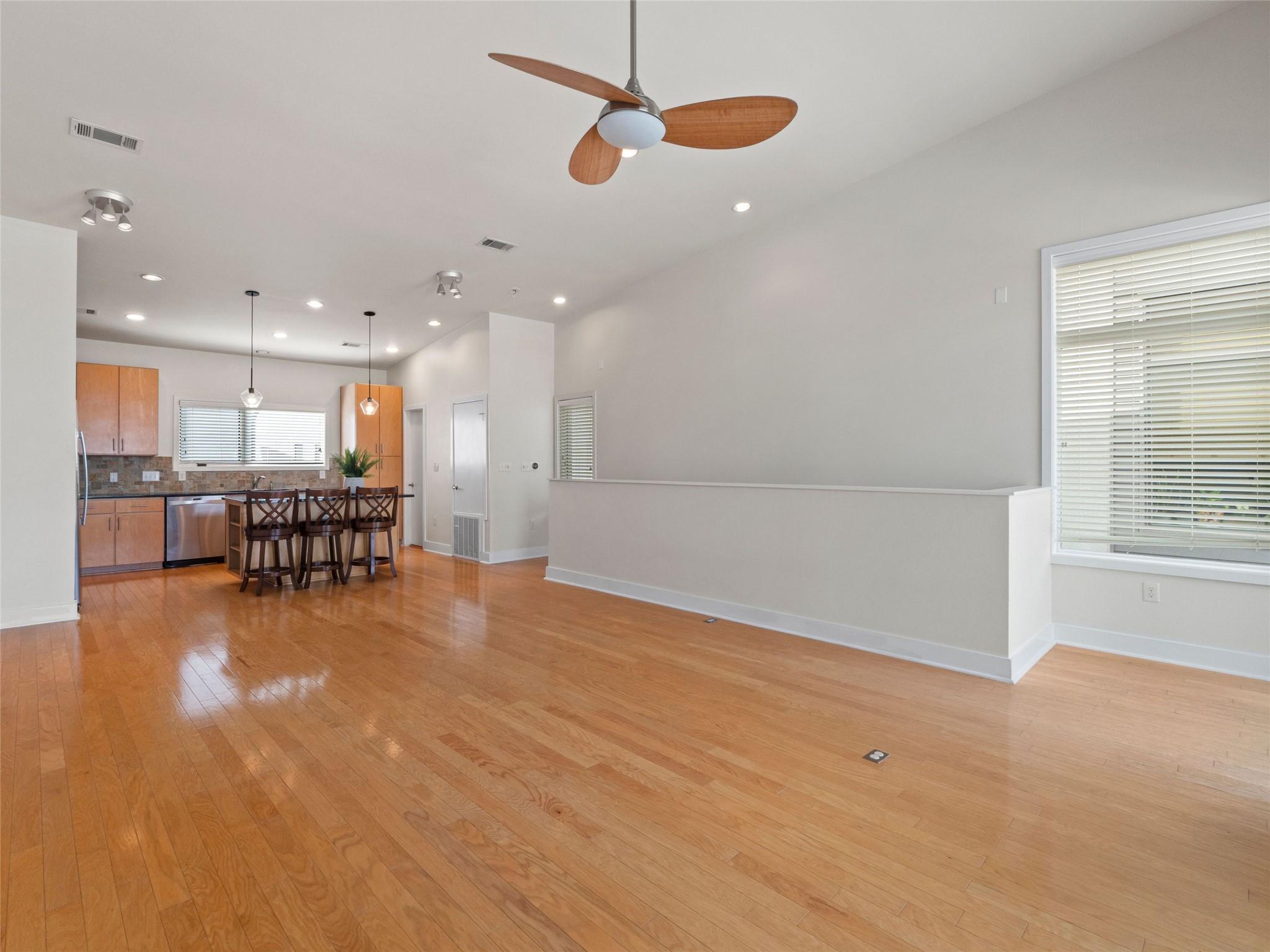 1702 S Lamar Blvd # 9, Austin, TX 78704