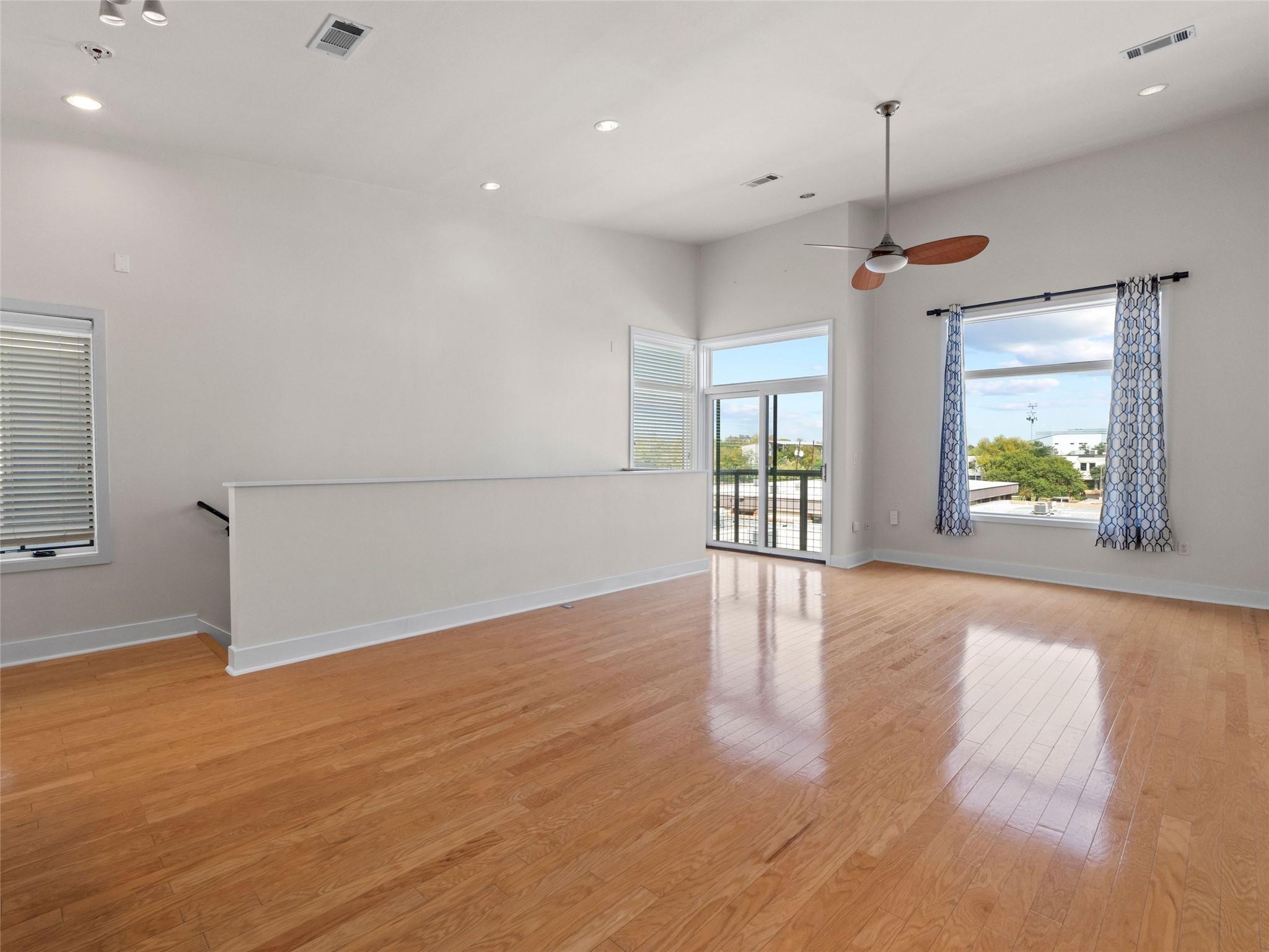 1702 S Lamar Blvd # 9, Austin, TX 78704