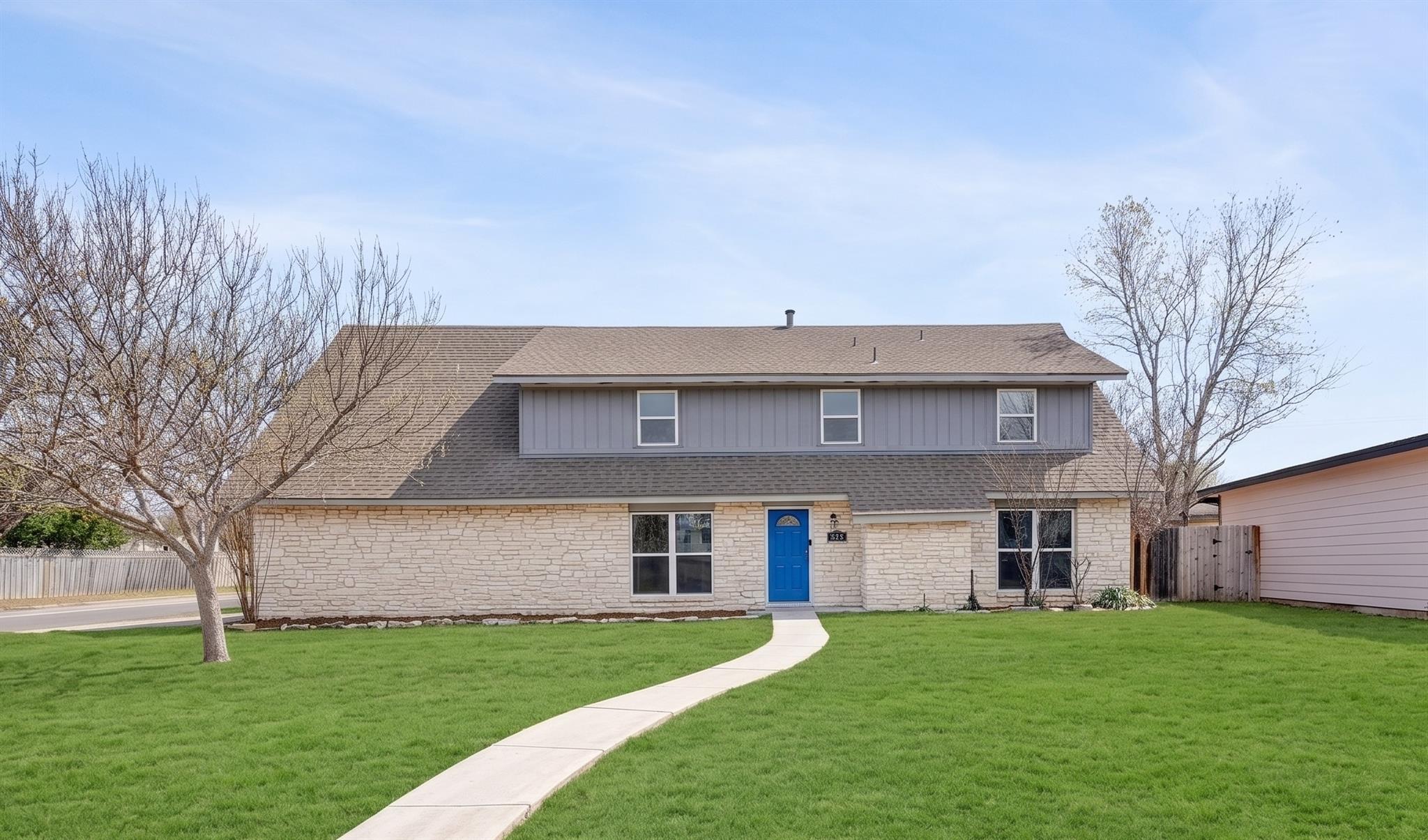 827 Briarcliff Dr, San Antonio, TX 78213