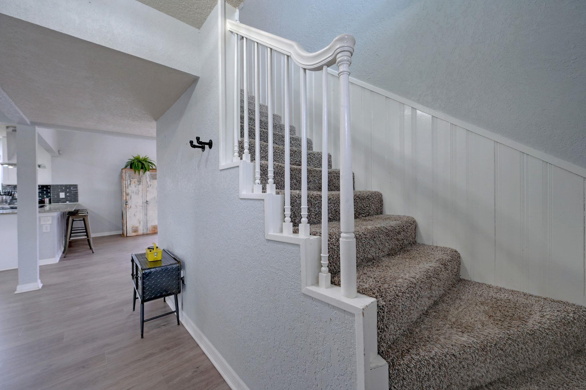 827 Briarcliff Dr, San Antonio, TX 78213