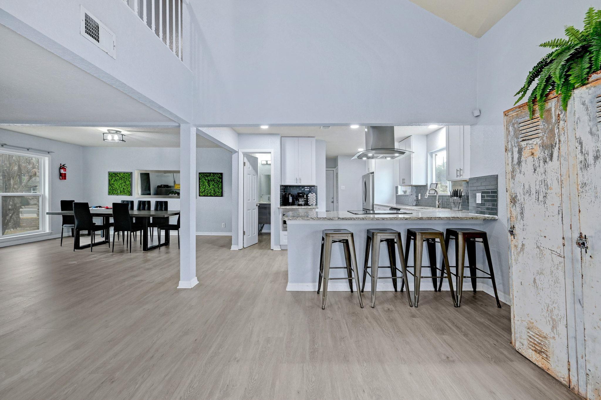 827 Briarcliff Dr, San Antonio, TX 78213