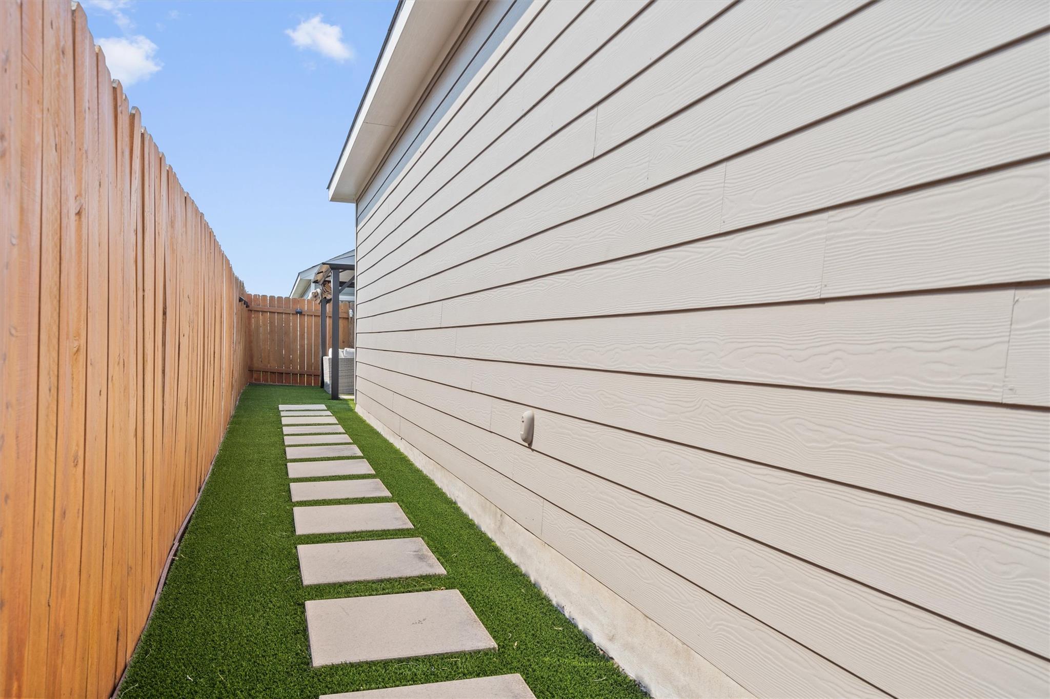 3304 Lodgepole Dr, Austin, TX 78744