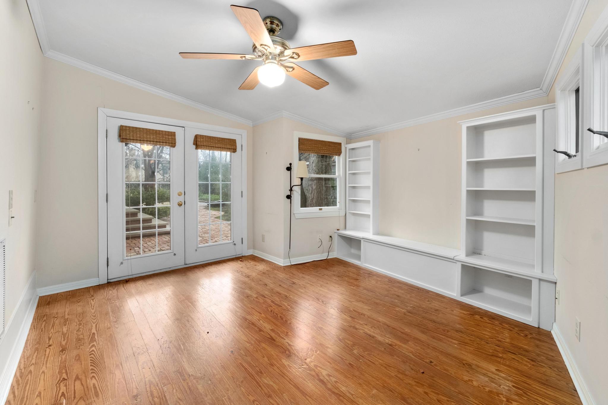 1502 Murray Ln, Austin, TX 78703