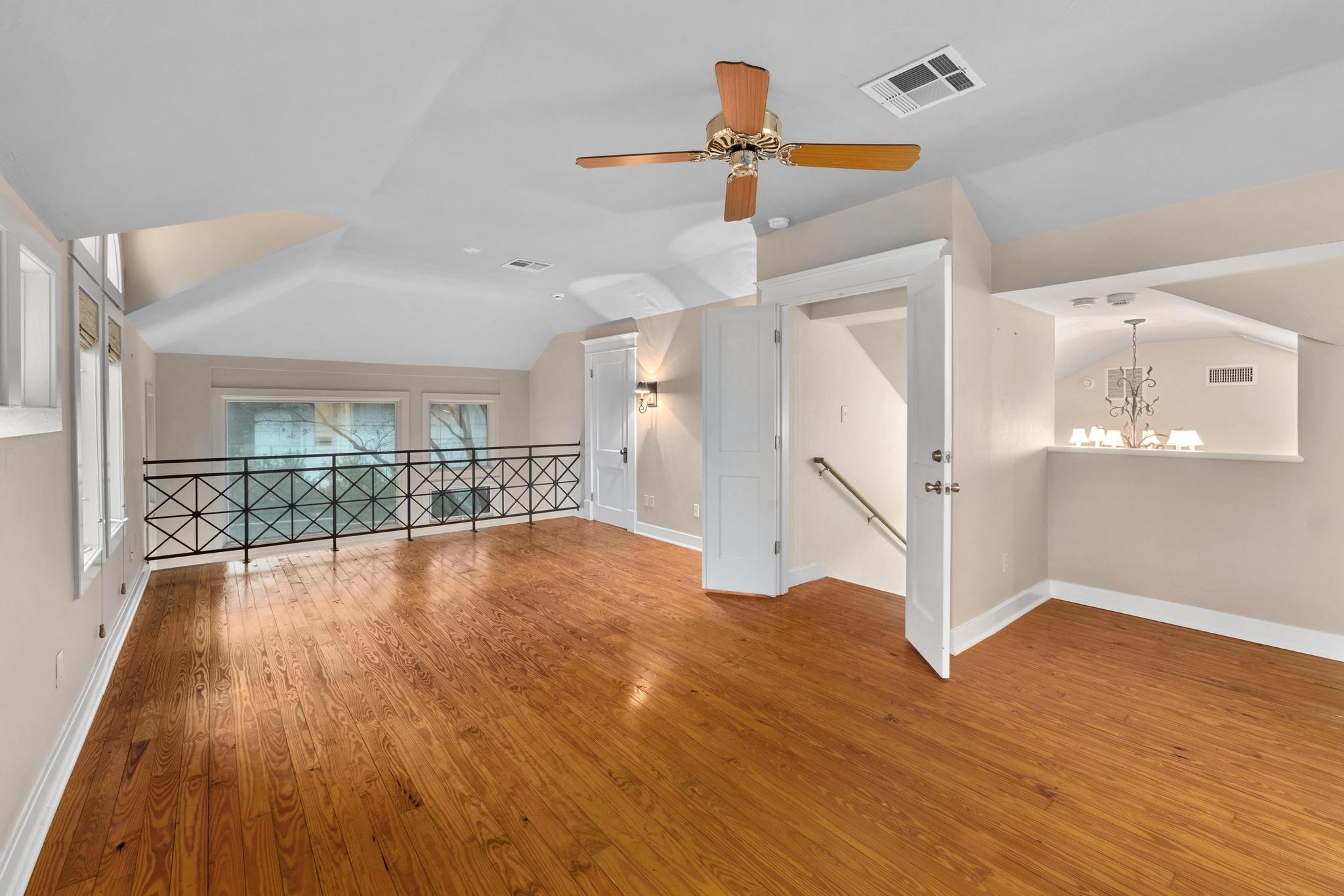 1502 Murray Ln, Austin, TX 78703