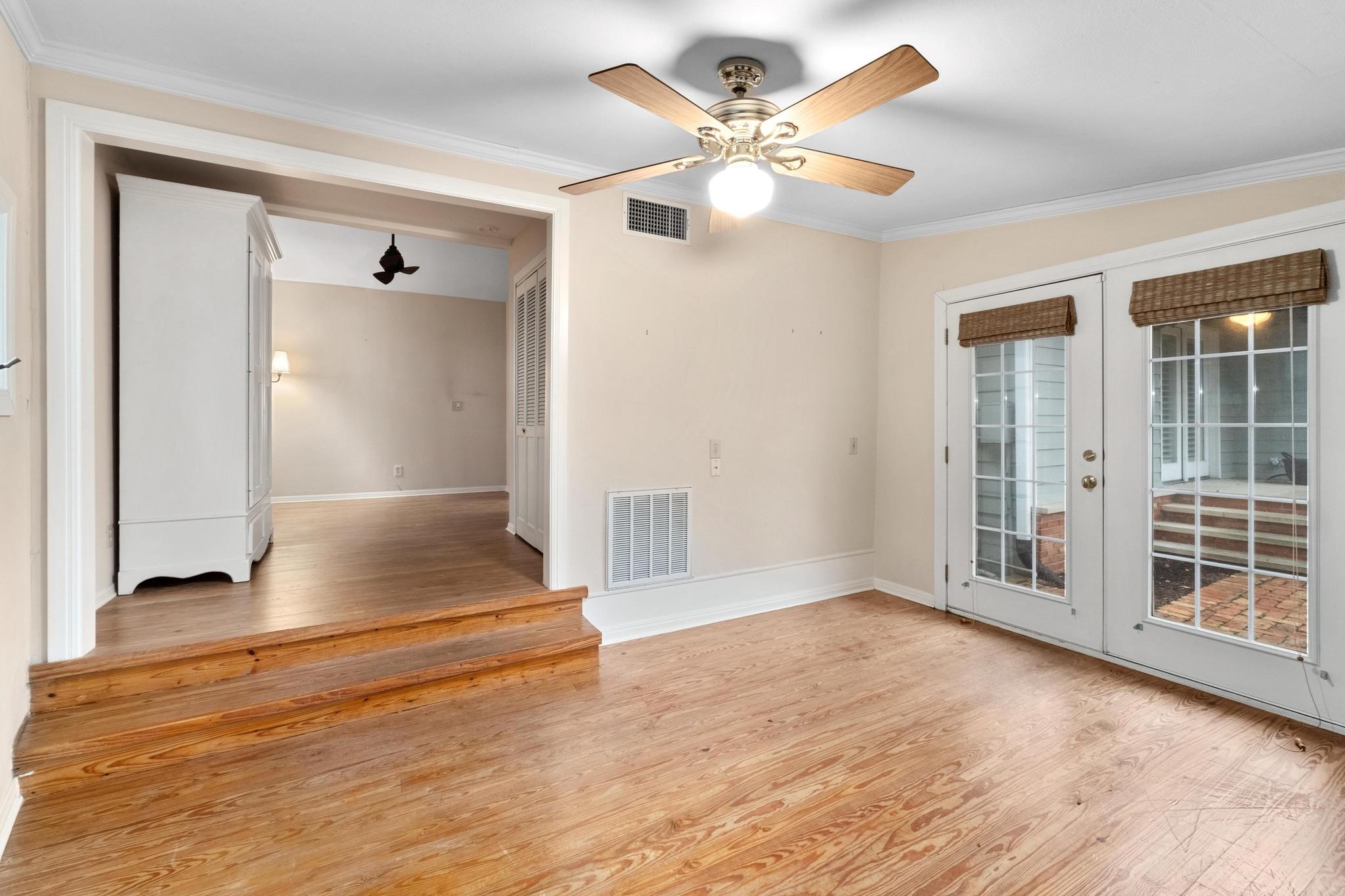 1502 Murray Ln, Austin, TX 78703