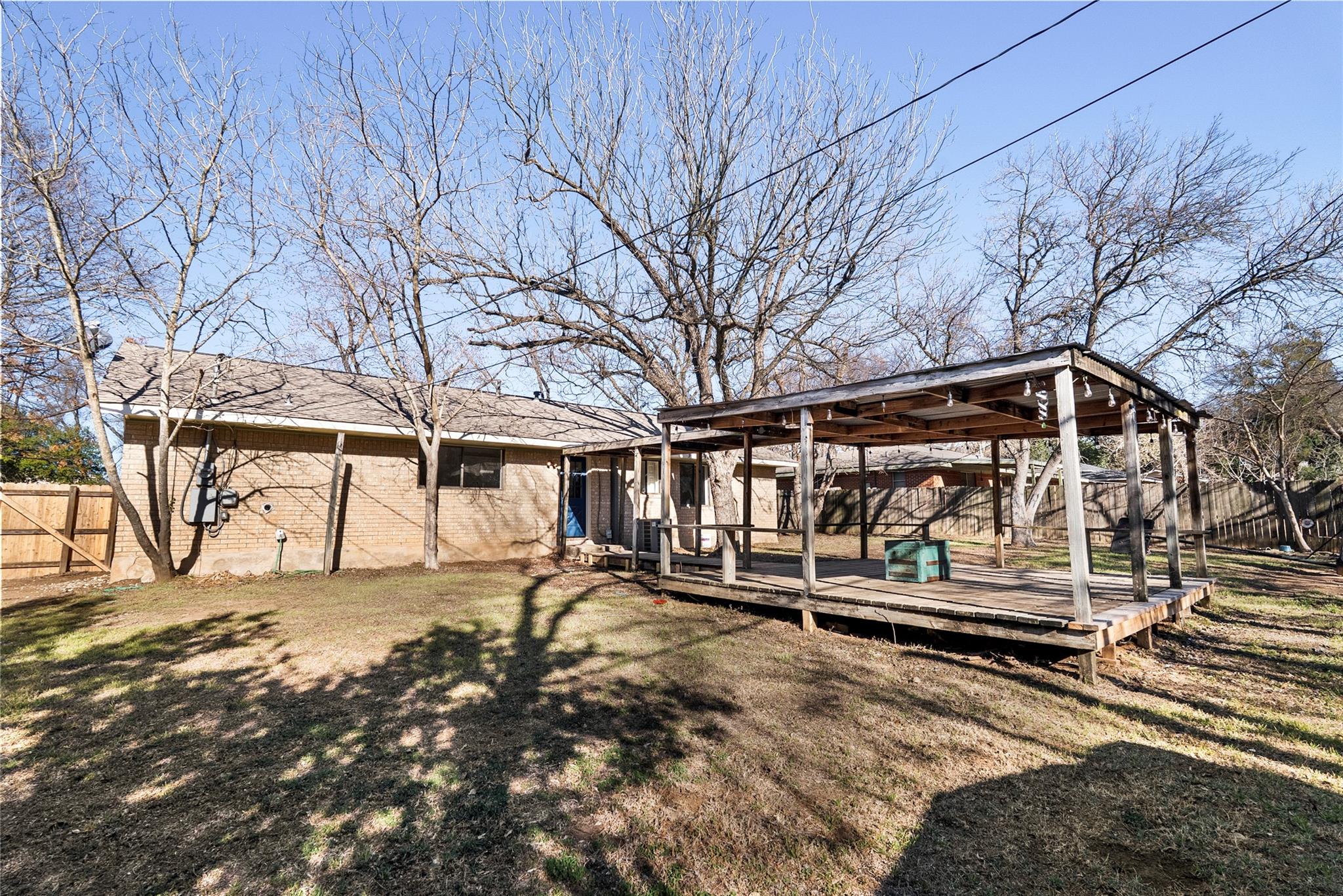 616 Mogonye Ln, Elgin, TX 78621