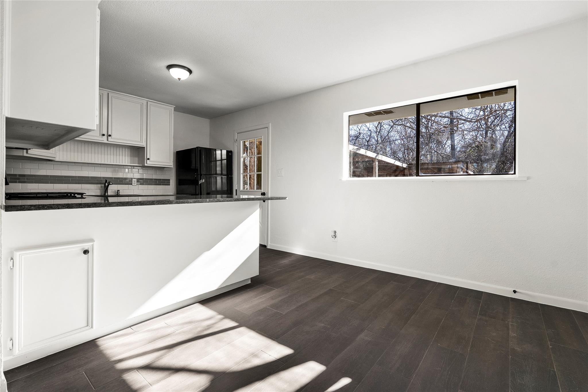 616 Mogonye Ln, Elgin, TX 78621