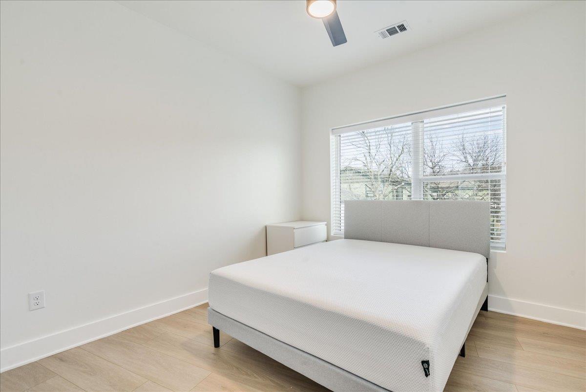 3000 Duval St # 303, Austin, TX 78705